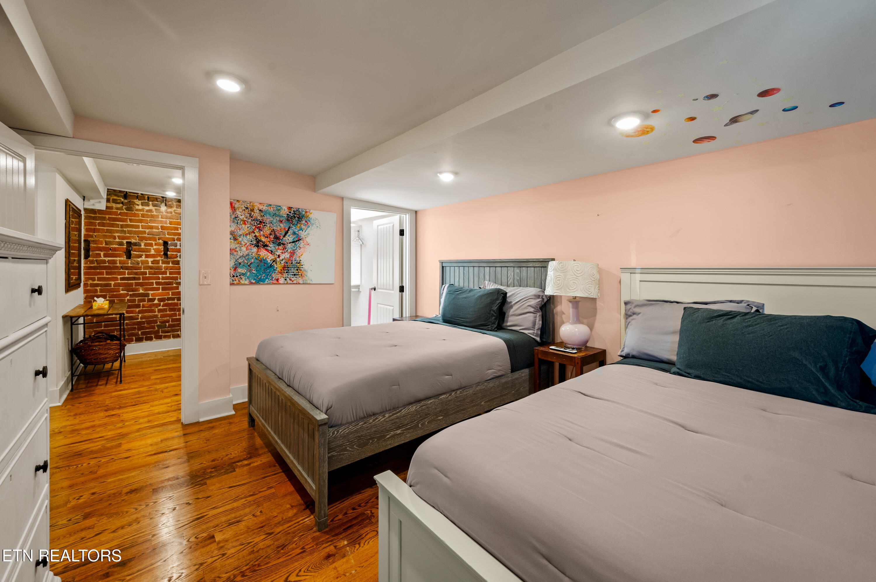 209 S Central Street Knoxville TN 37902