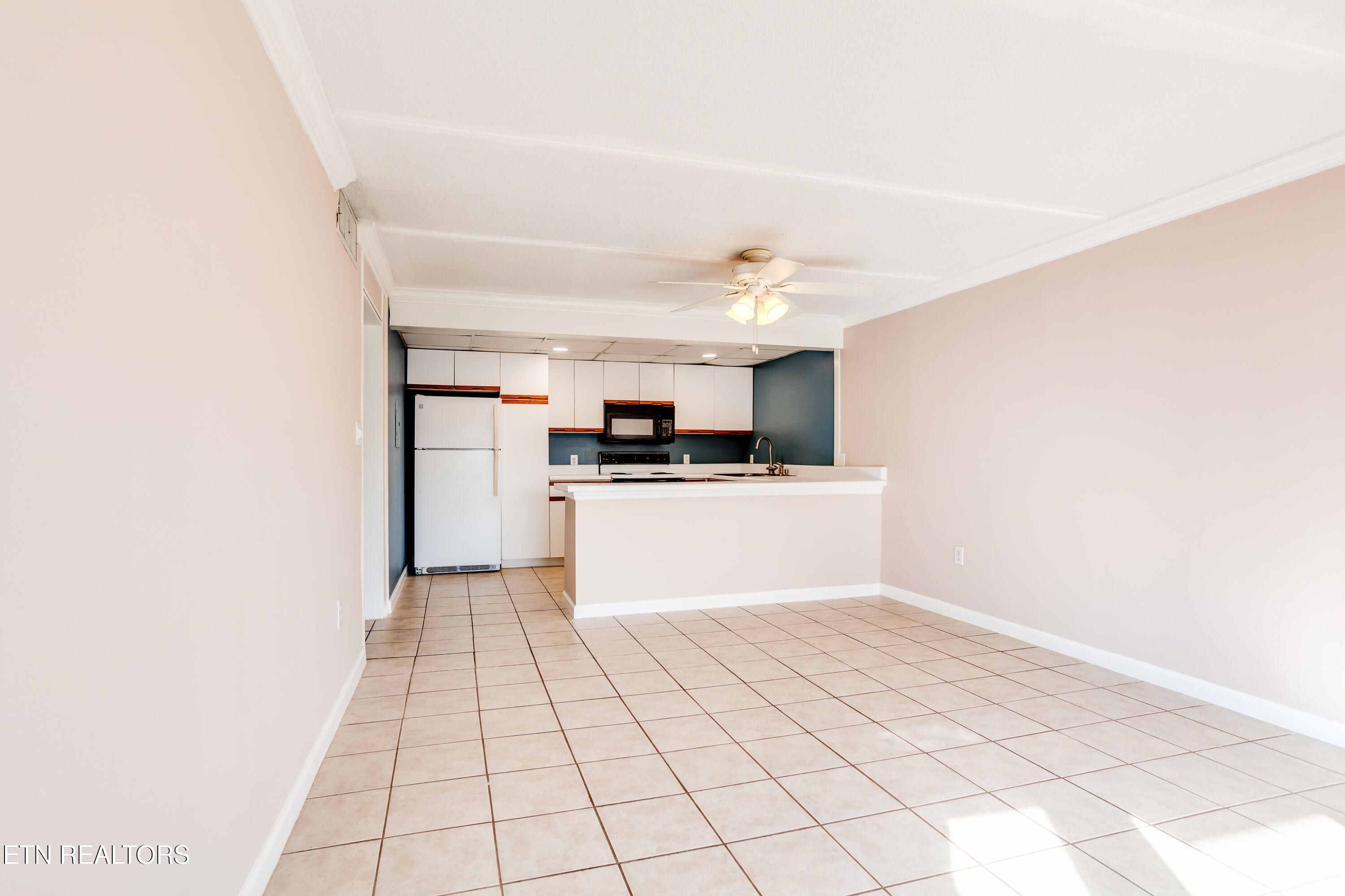 2749 Sullins Street Knoxville TN 37919