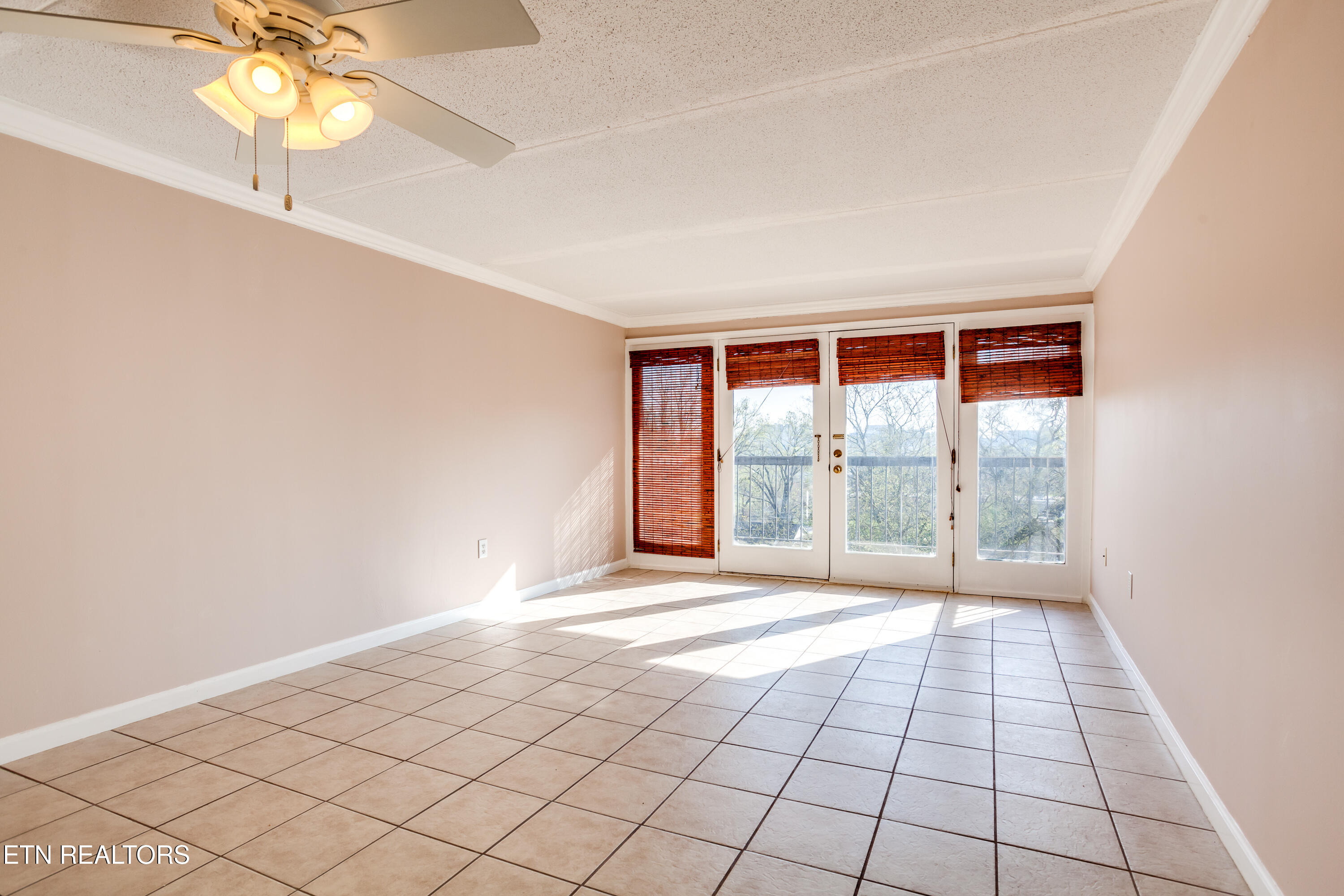 2749 Sullins Street Knoxville TN 37919