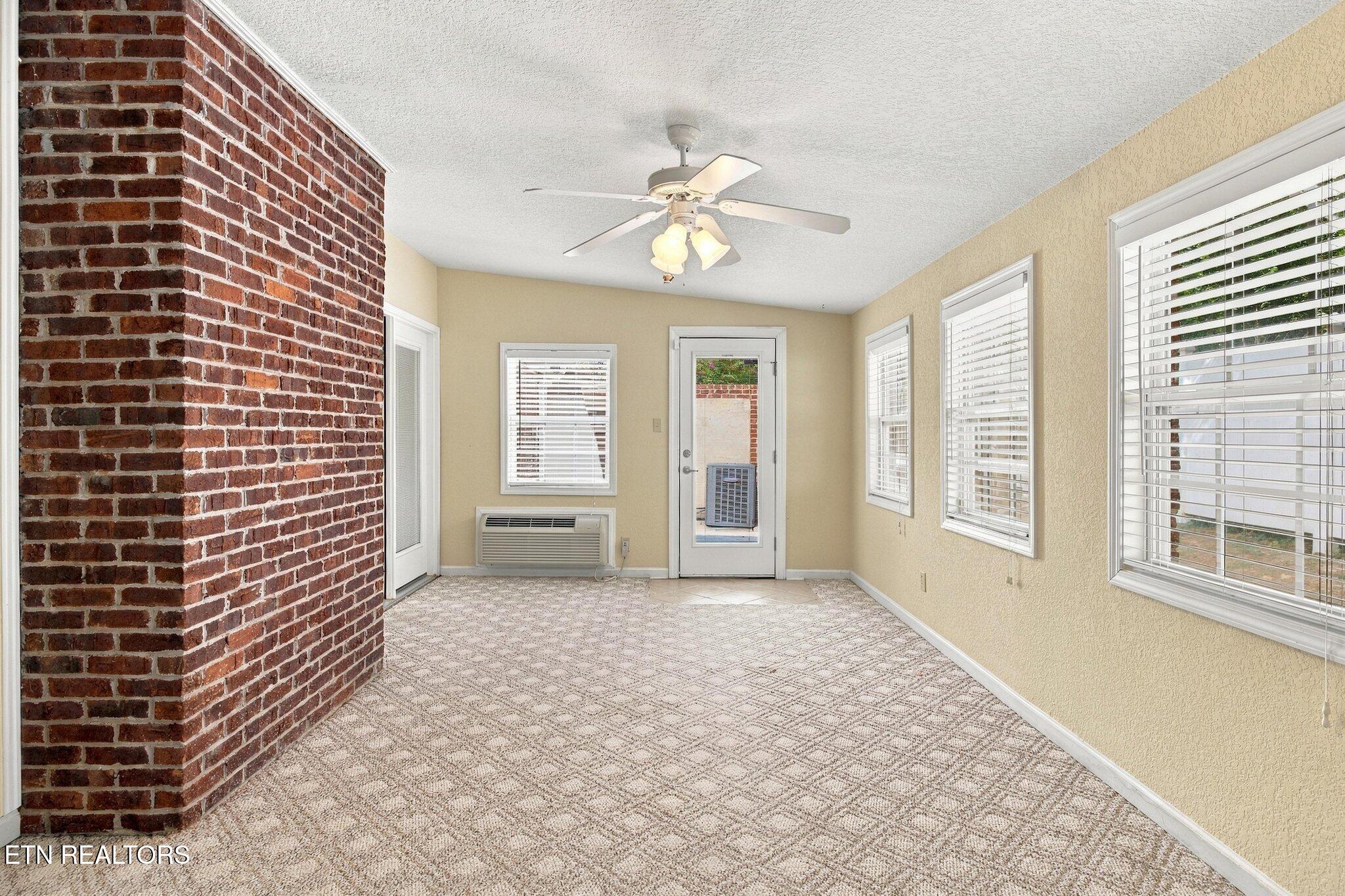 509 Concord Villas Way Knoxville TN 37934