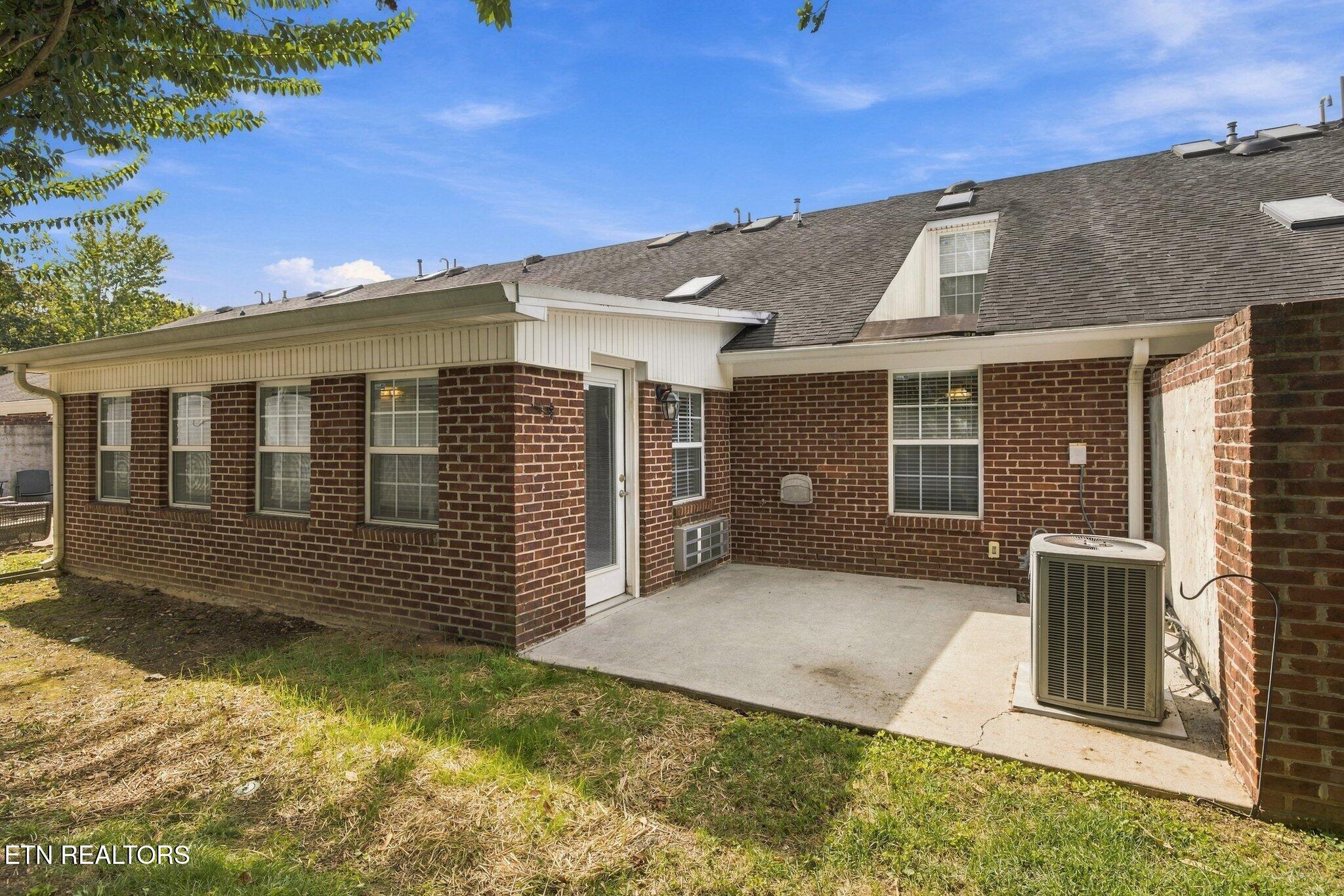 509 Concord Villas Way Knoxville TN 37934
