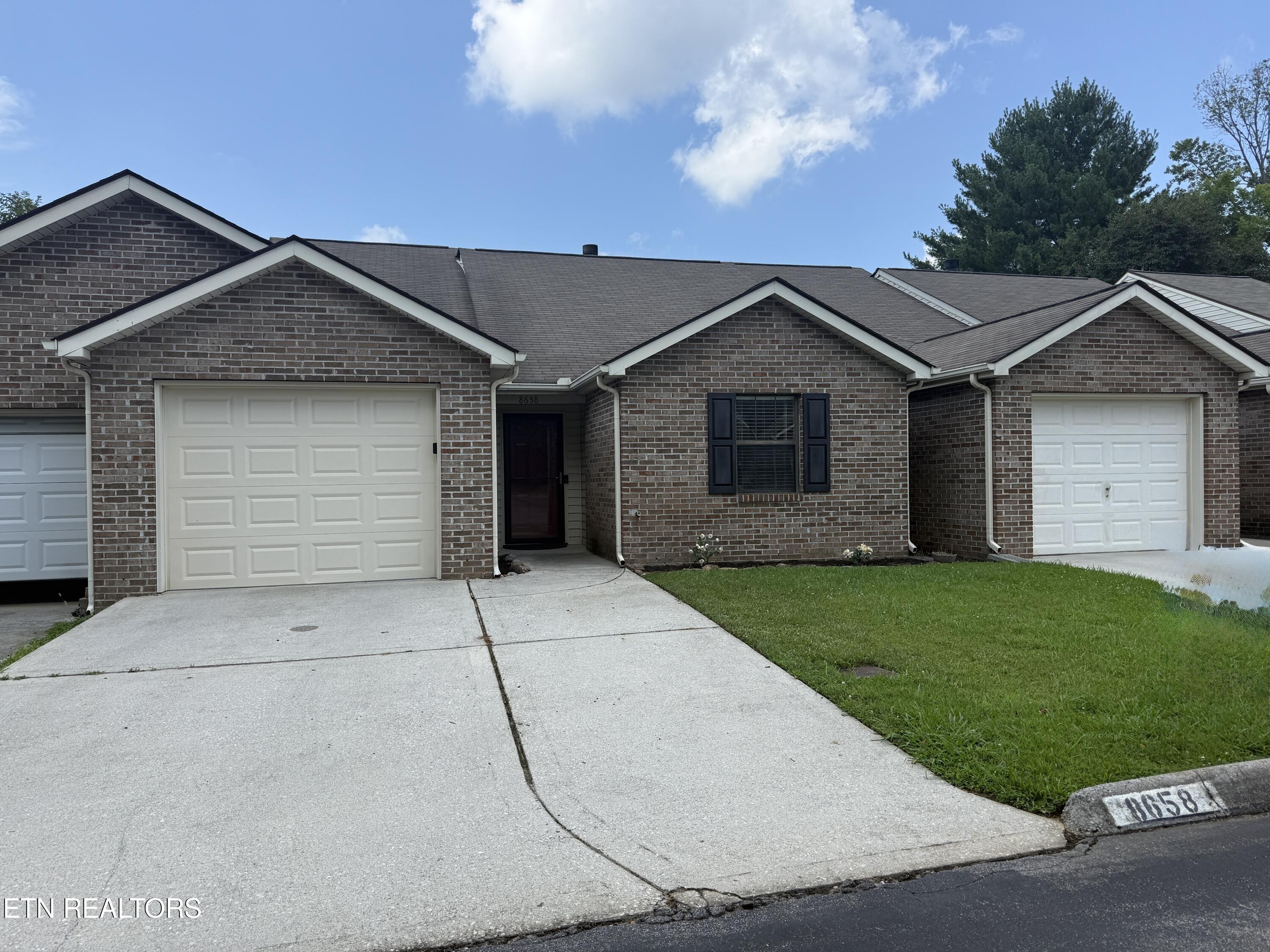 8658 Denmark Street Knoxville TN 37931