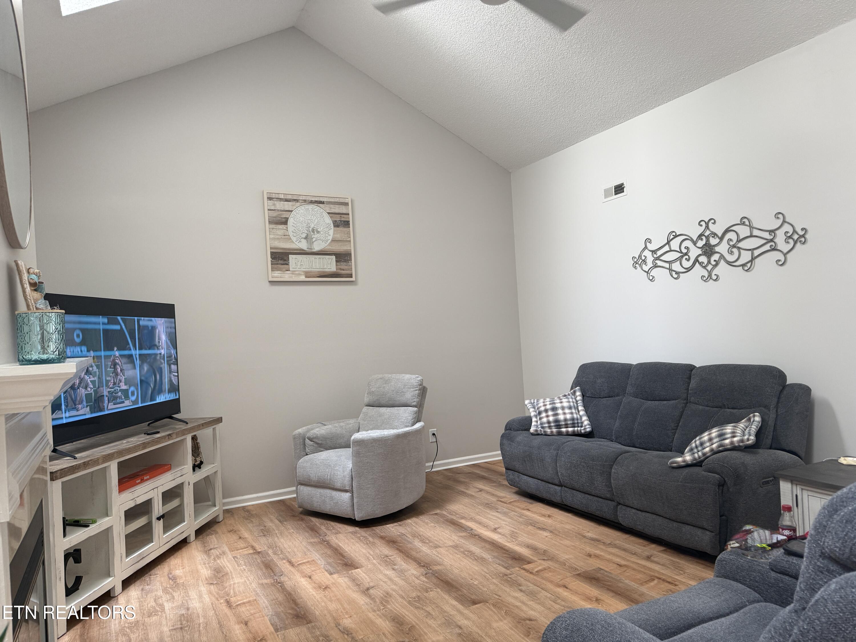 8658 Denmark Street Knoxville TN 37931