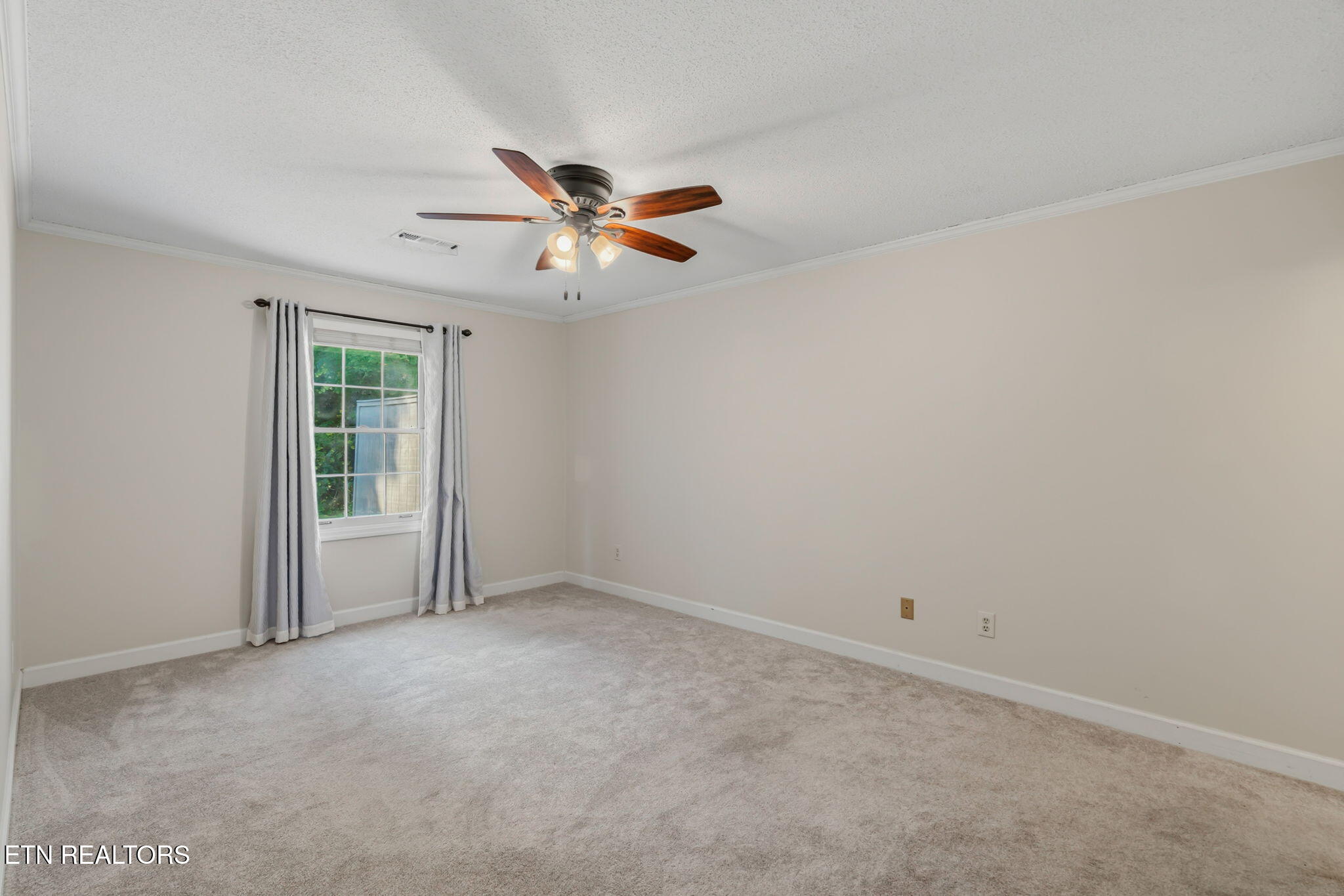 10456 Laura Lee Lane Knoxville TN 37922