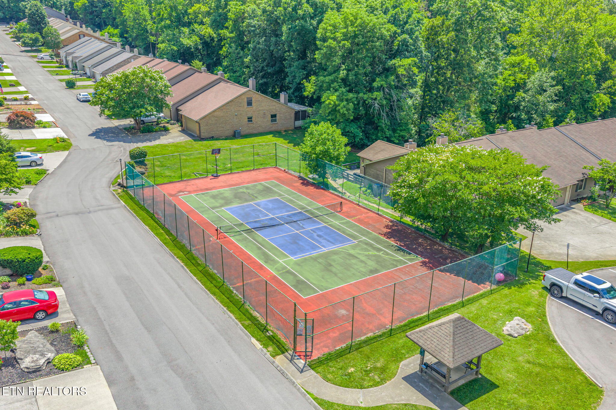 10456 Laura Lee Lane Knoxville TN 37922