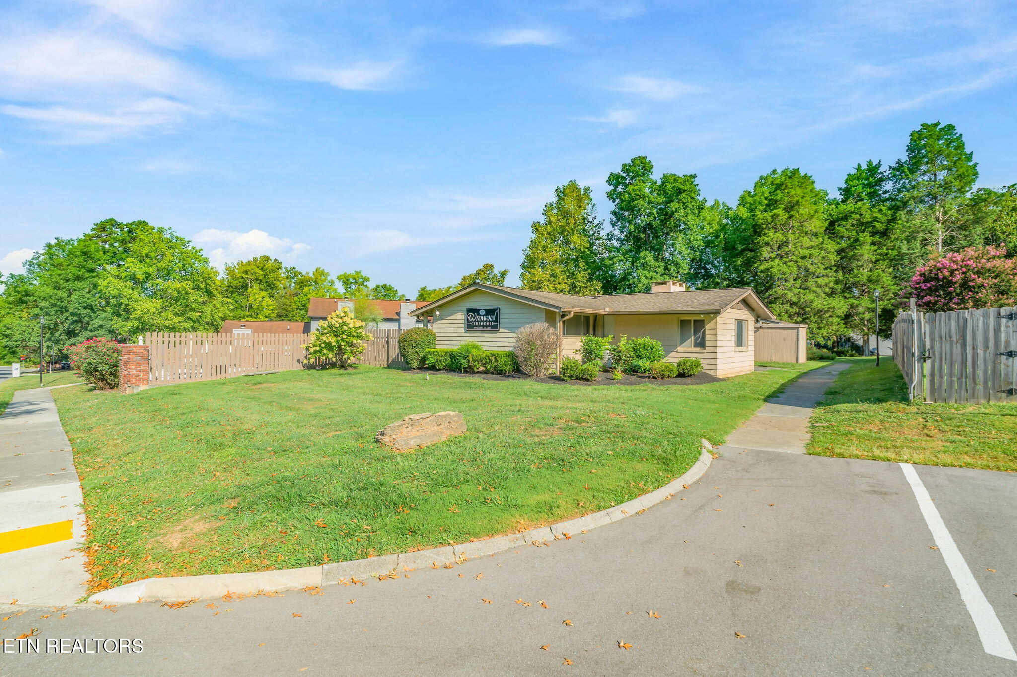 10456 Laura Lee Lane Knoxville TN 37922