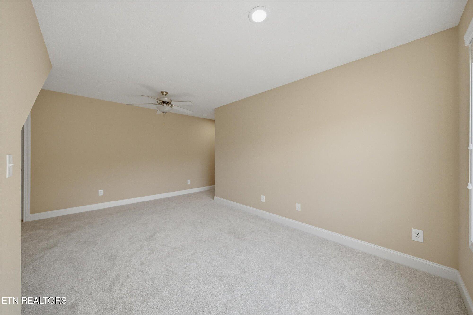 8601 Ashbourne Way Knoxville TN 37923