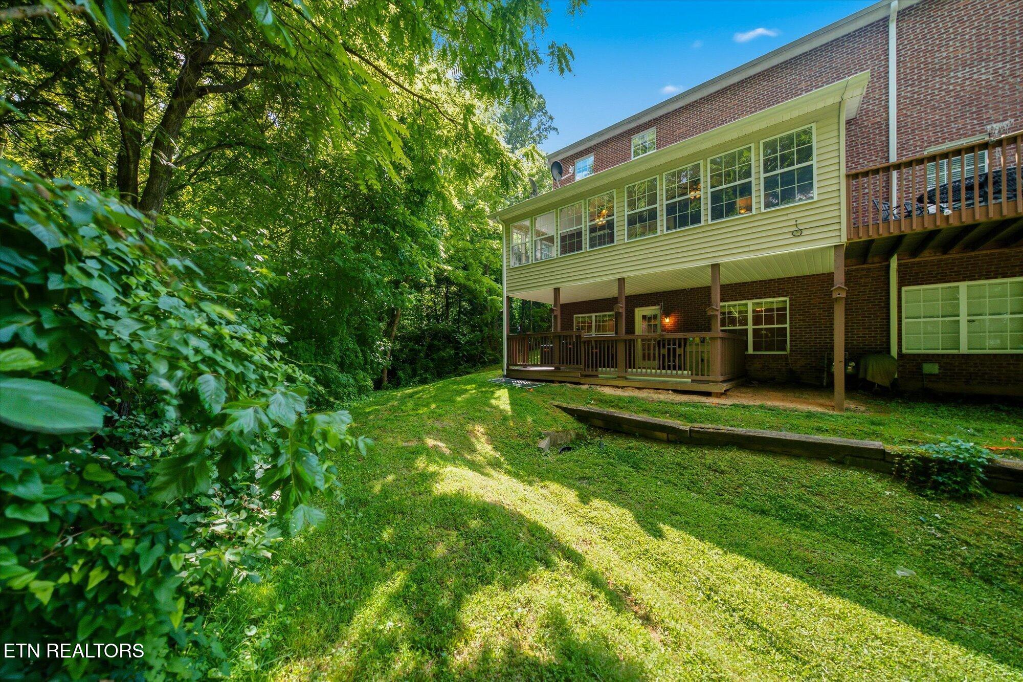 8601 Ashbourne Way Knoxville TN 37923