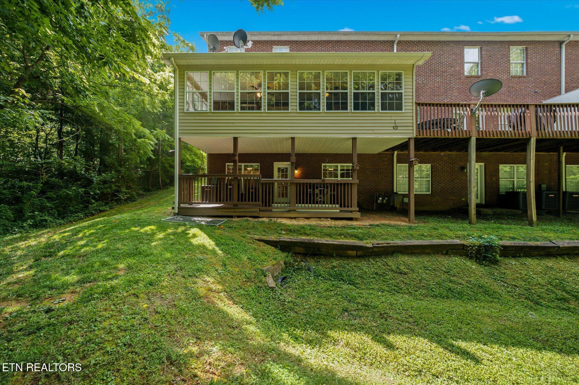 8601 Ashbourne Way Knoxville TN 37923