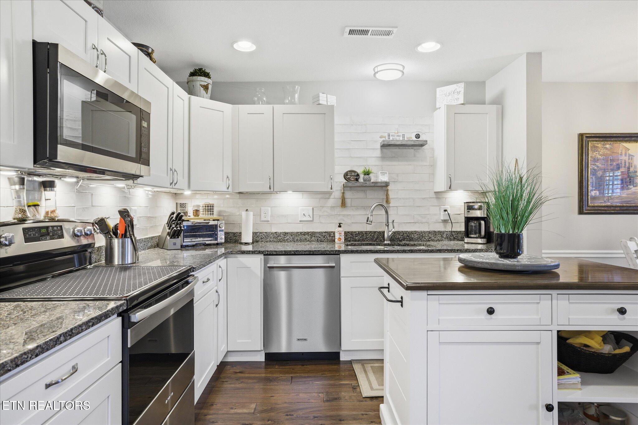 422 Larkspur Way Sevierville TN 37862