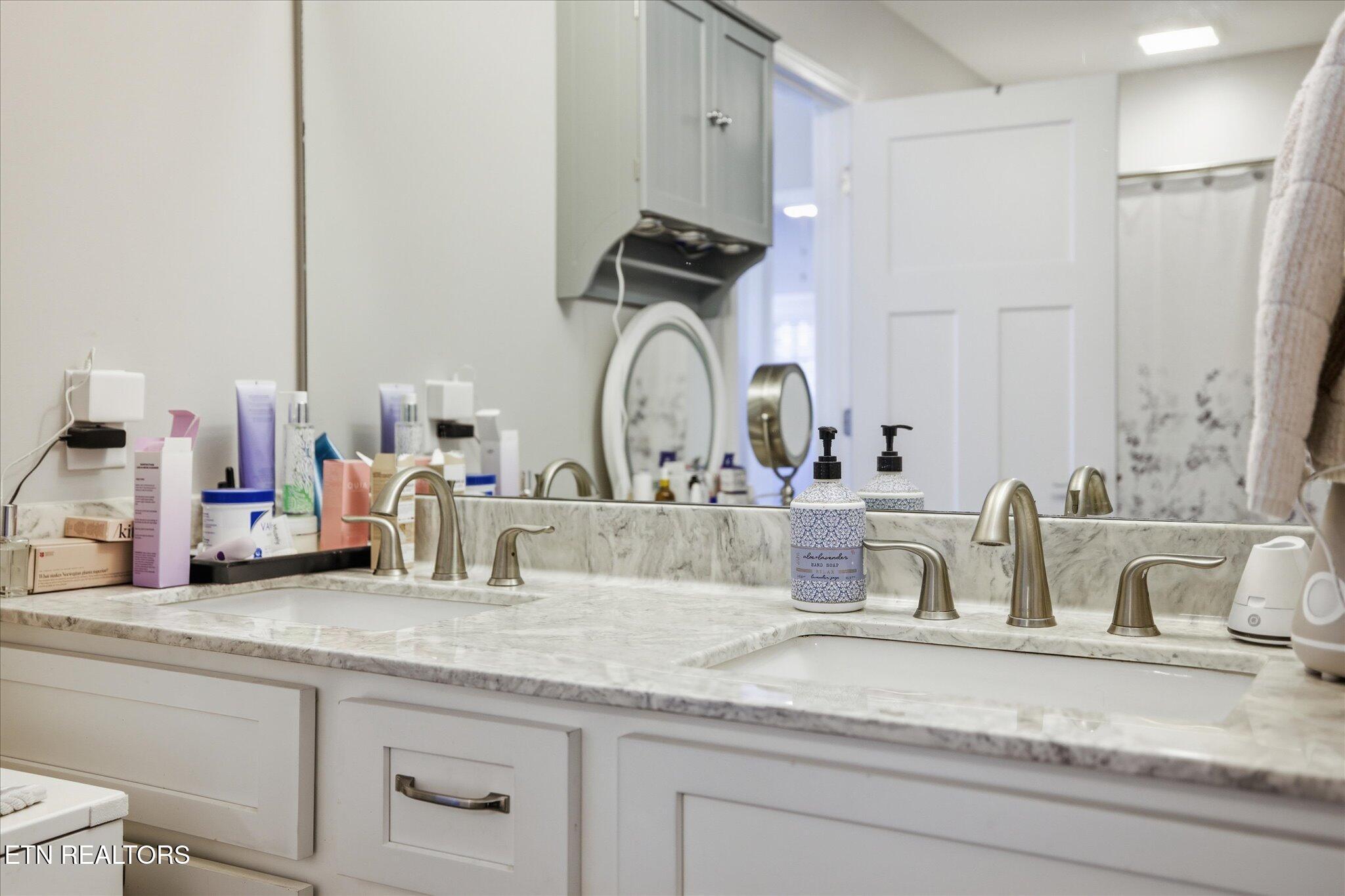 422 Larkspur Way Sevierville TN 37862