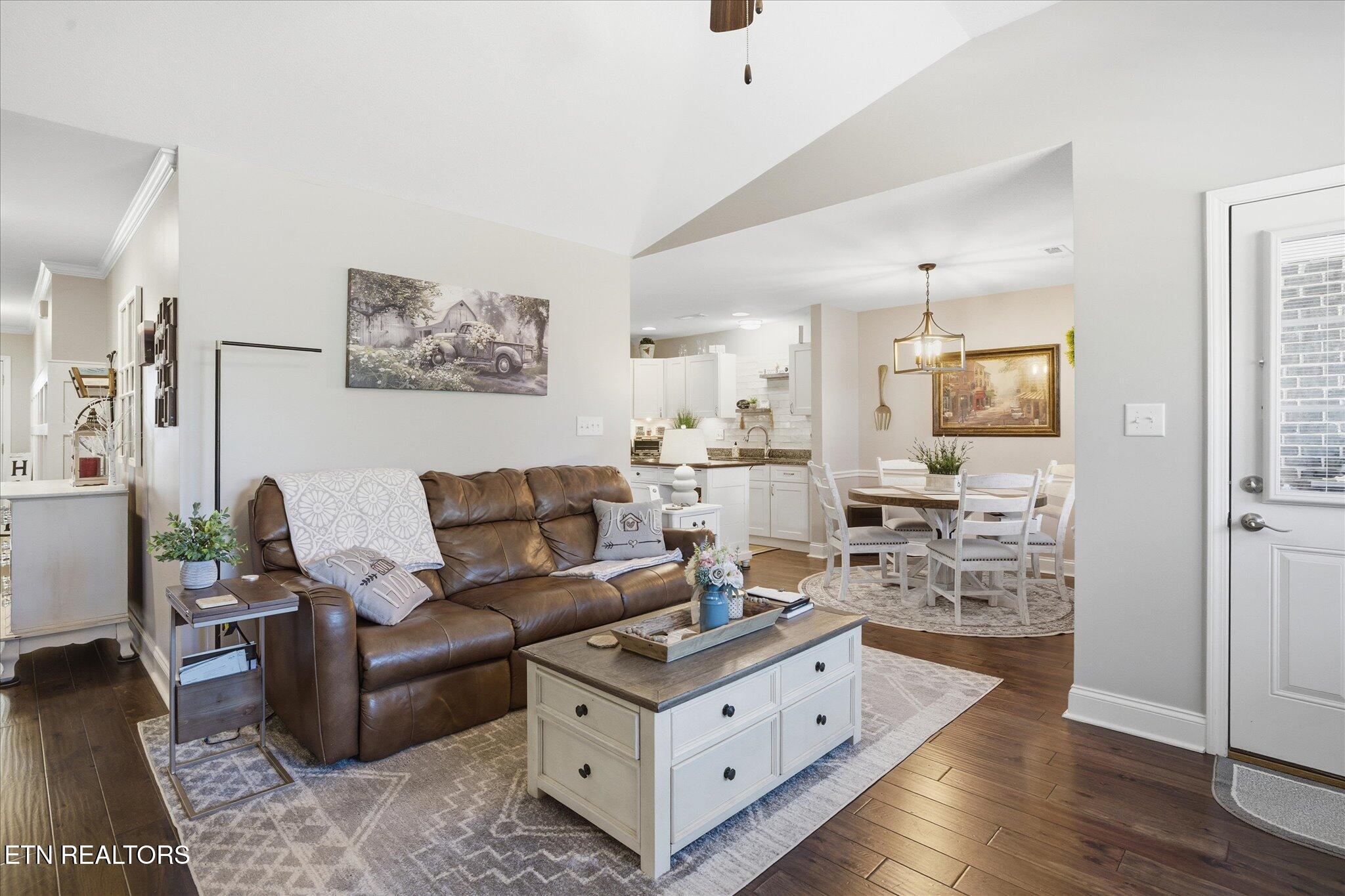 422 Larkspur Way Sevierville TN 37862