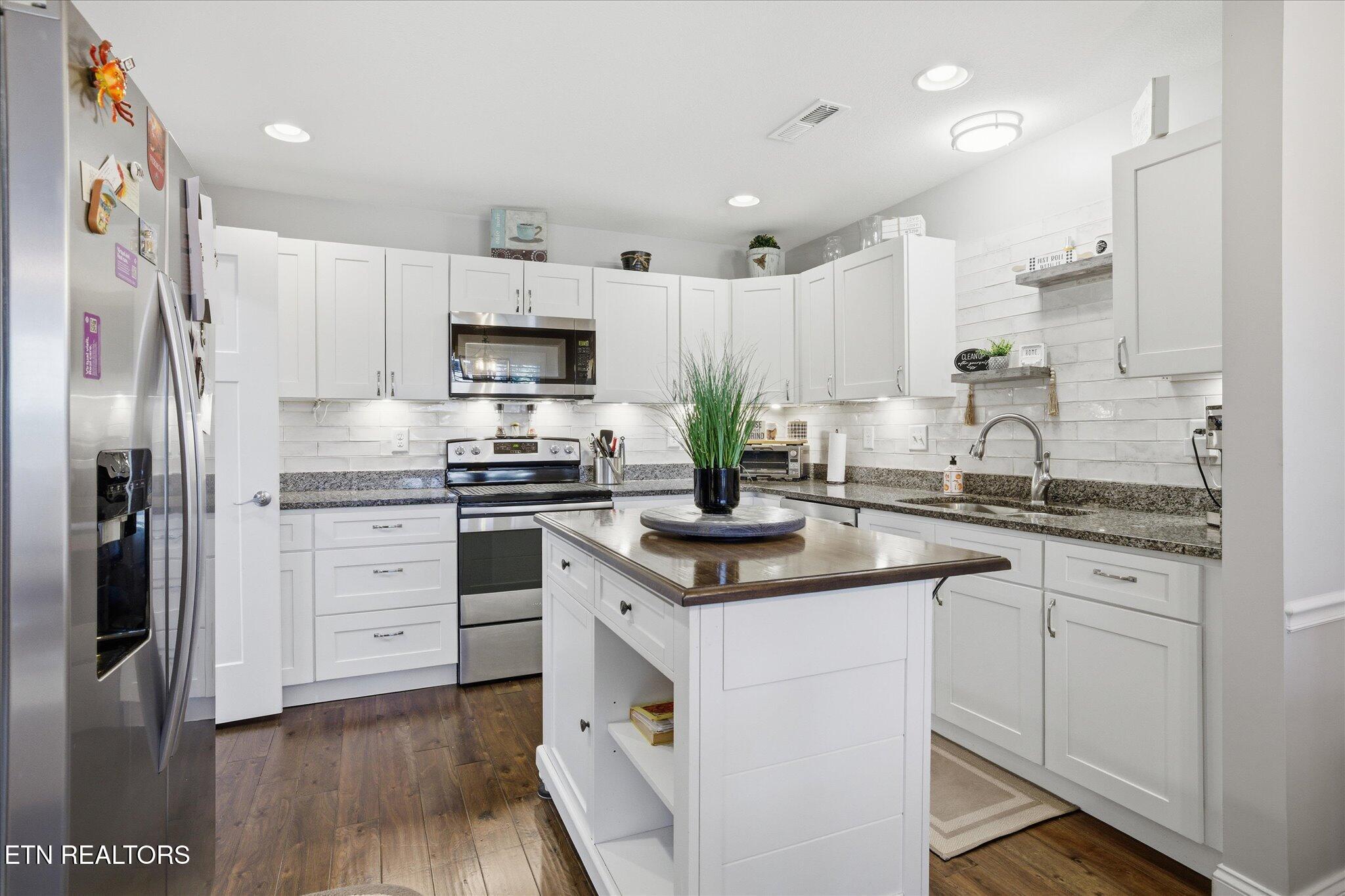 422 Larkspur Way Sevierville TN 37862
