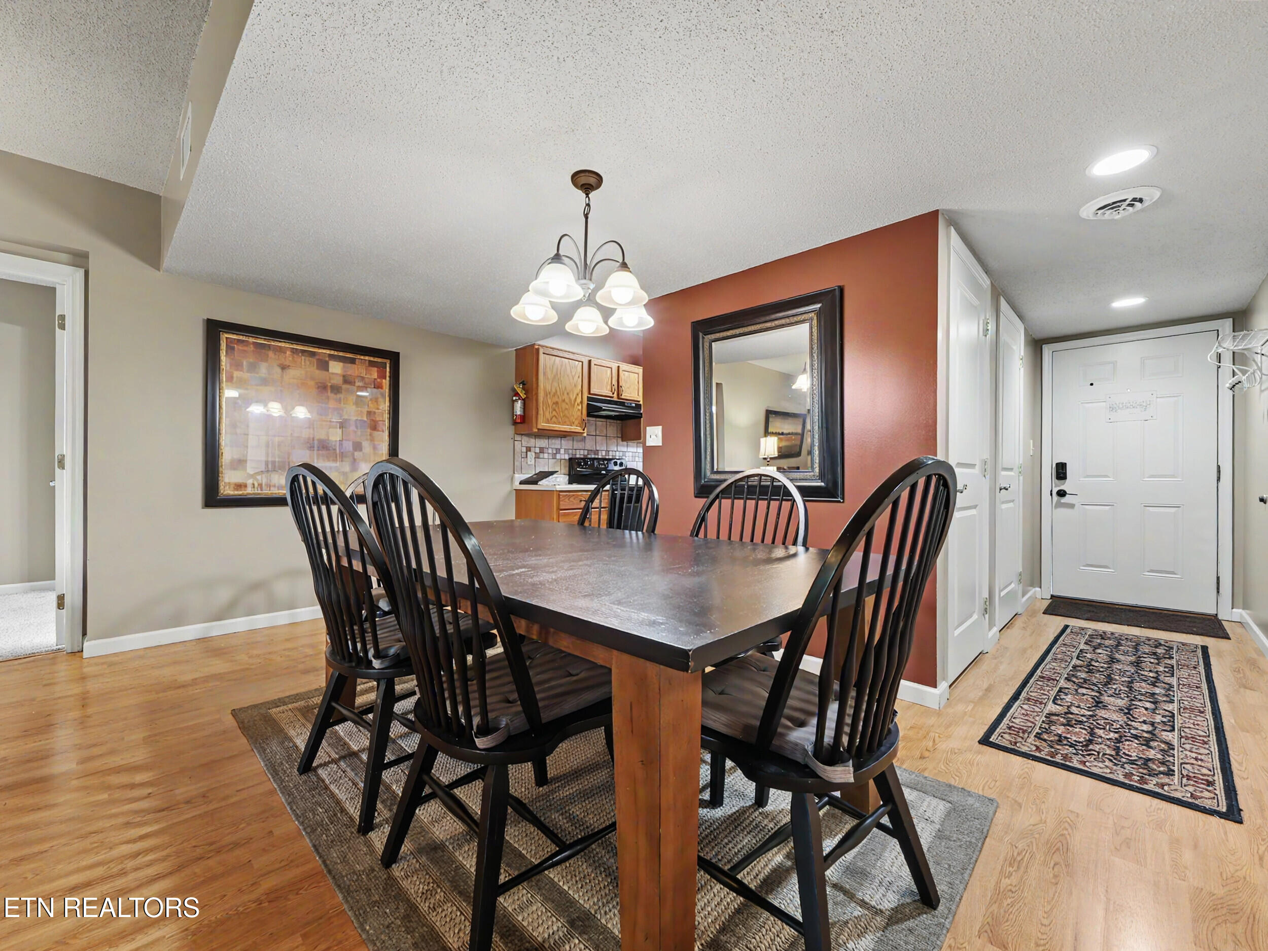 3919 S River Road Pigeon Forge TN 37863