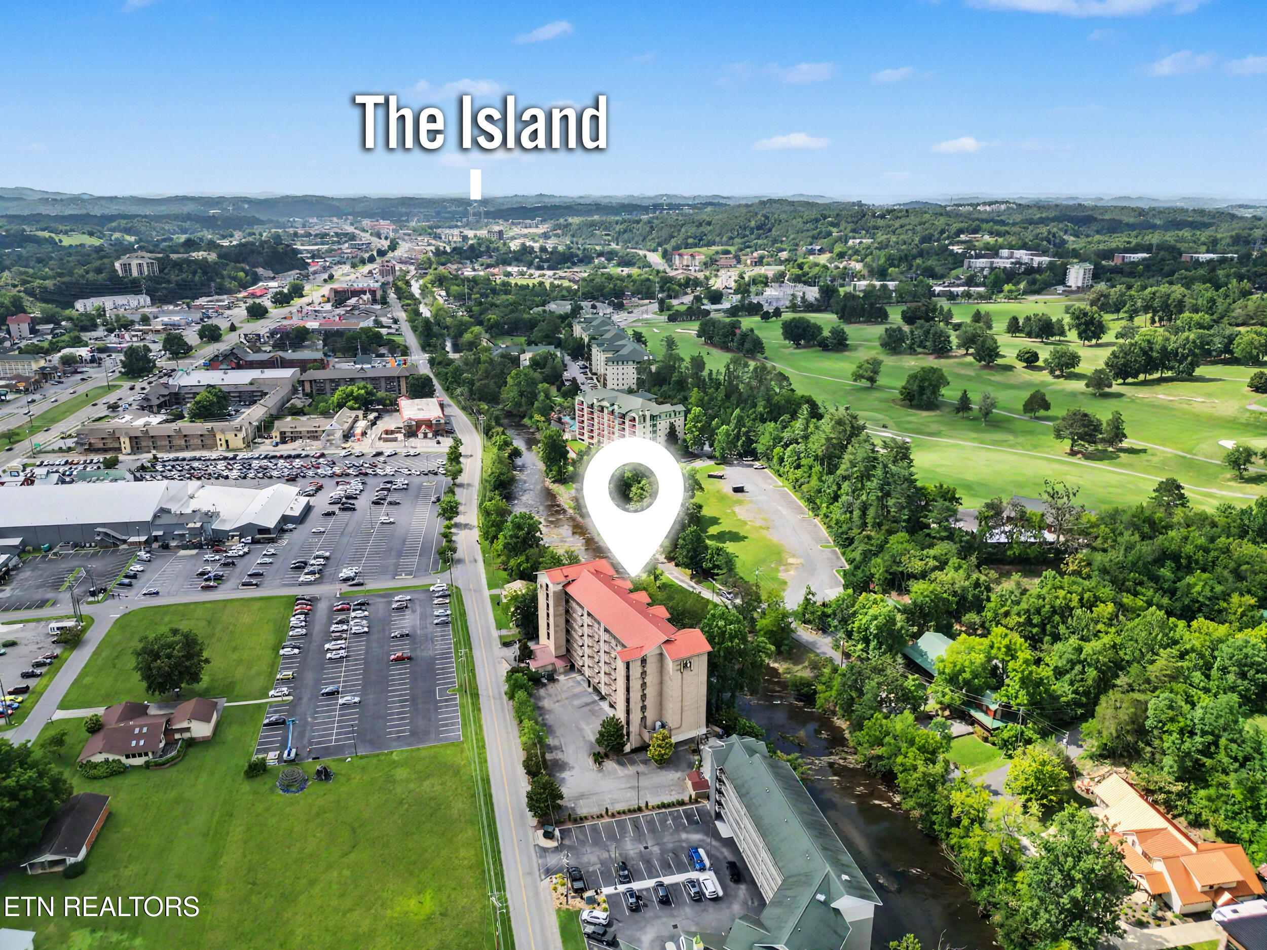 3919 S River Road Pigeon Forge TN 37863