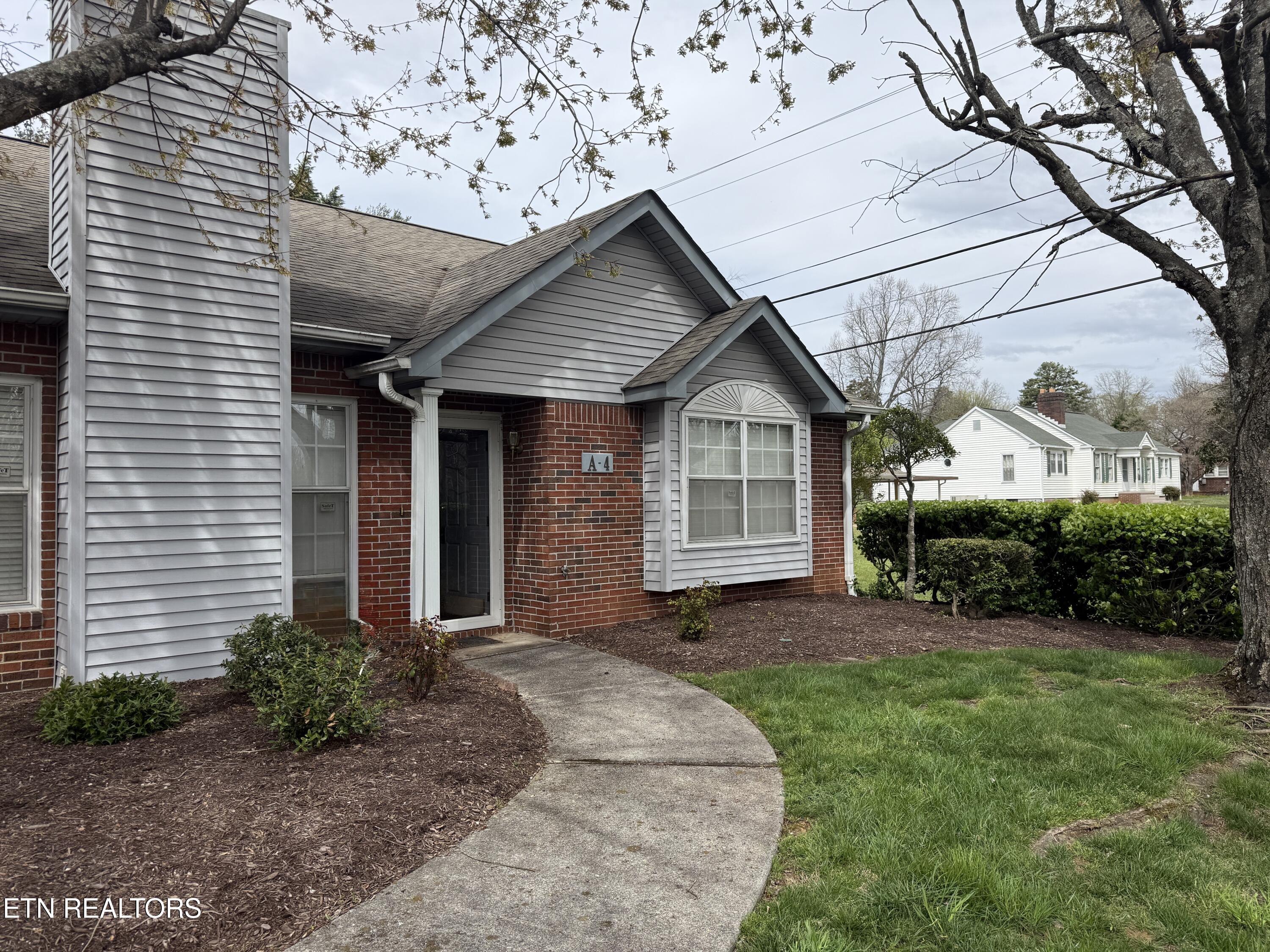 805 Cedar Lane Knoxville TN 37912