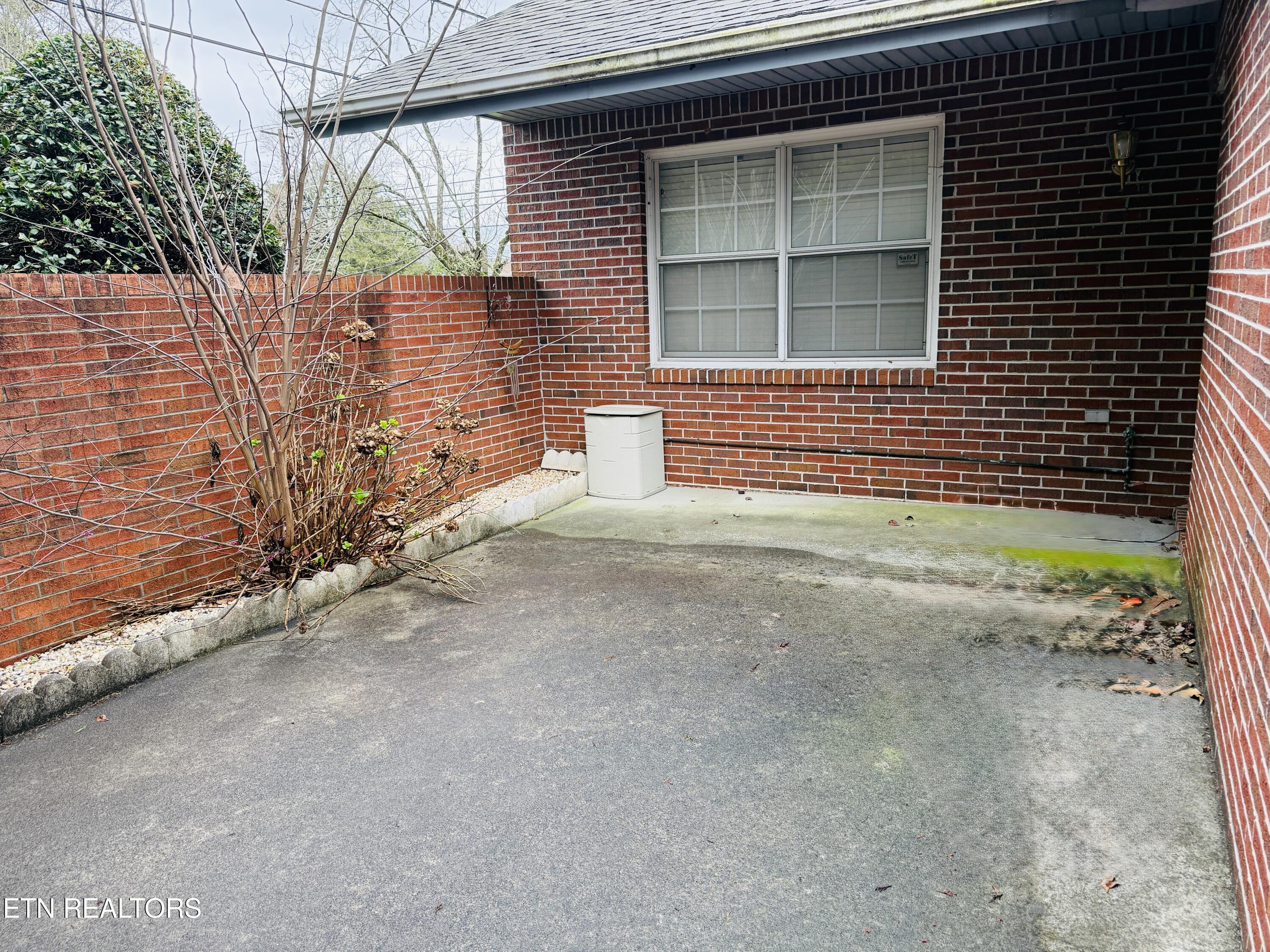 805 Cedar Lane Knoxville TN 37912