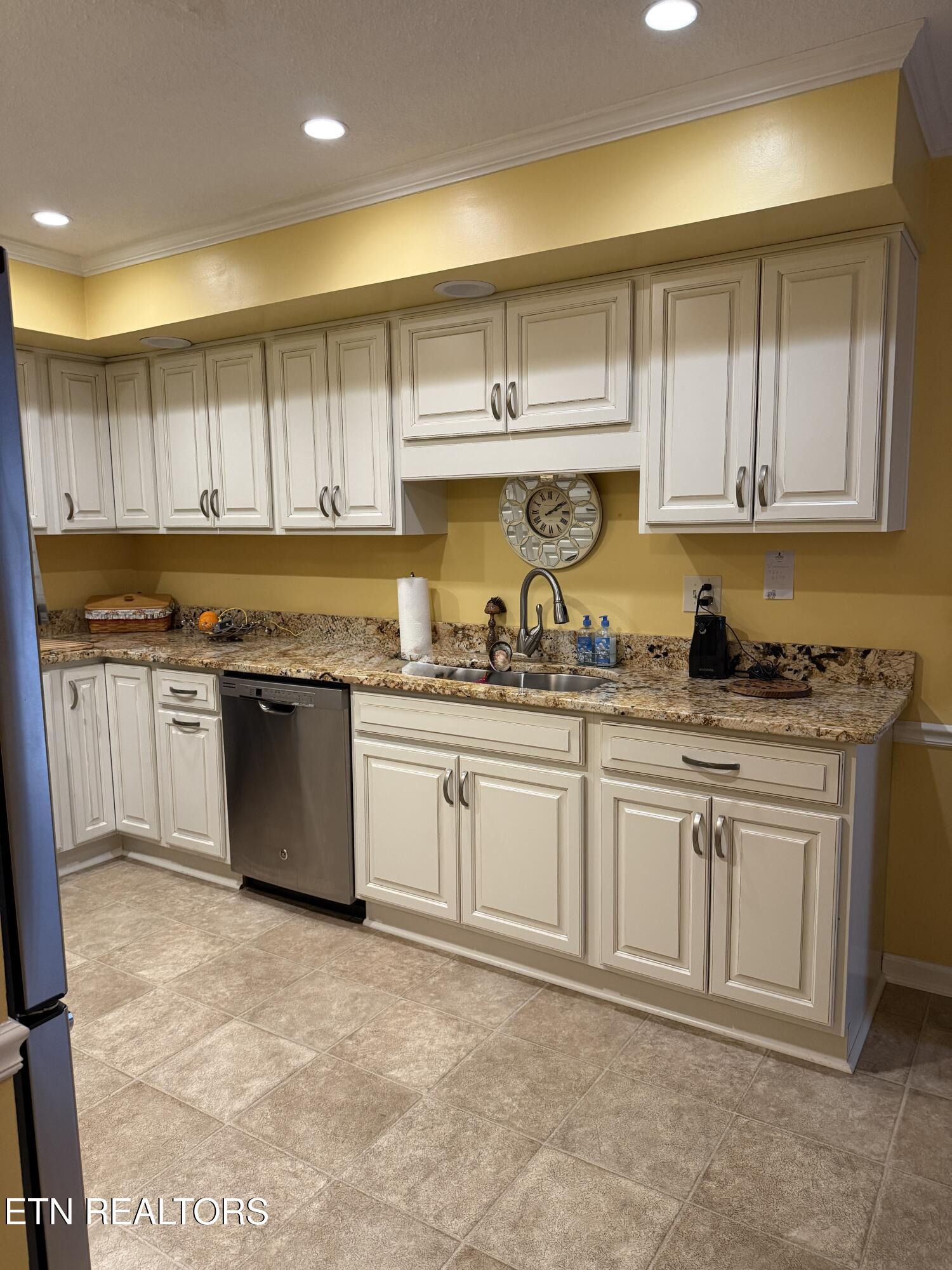 805 Cedar Lane Knoxville TN 37912