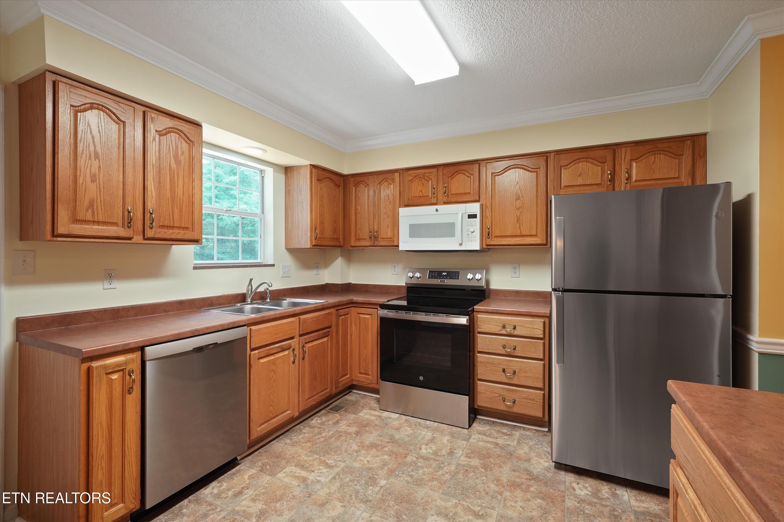 2300 Woods End Lane Knoxville TN 37918