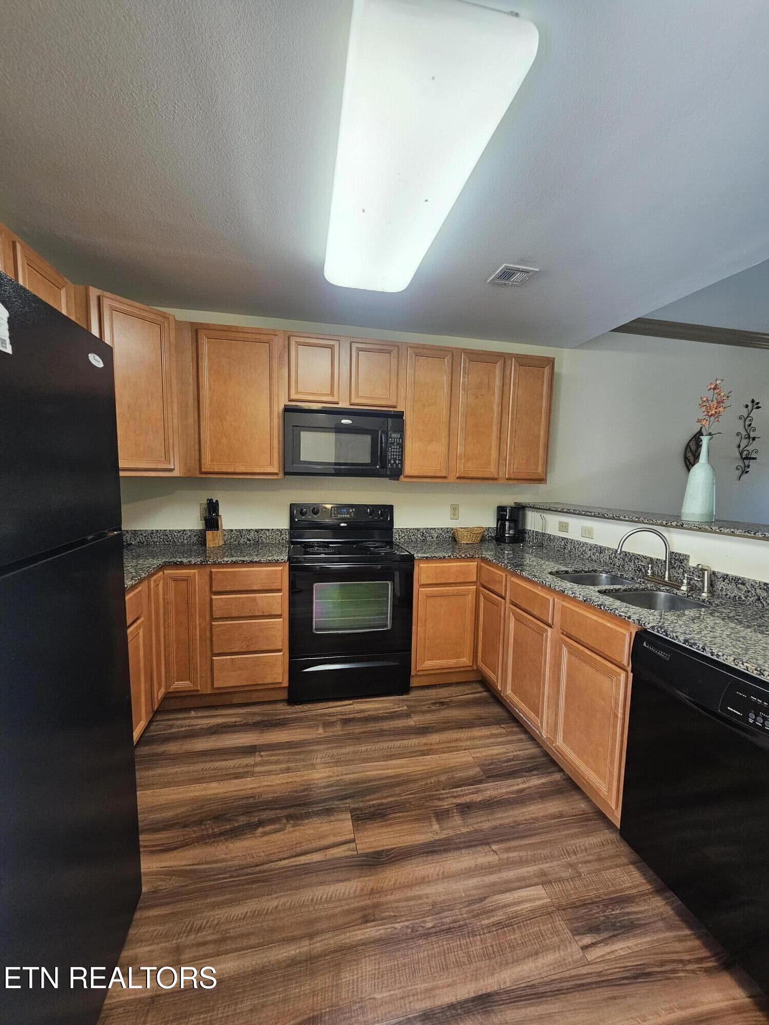 124 Plaza Drive Pigeon Forge TN 37863