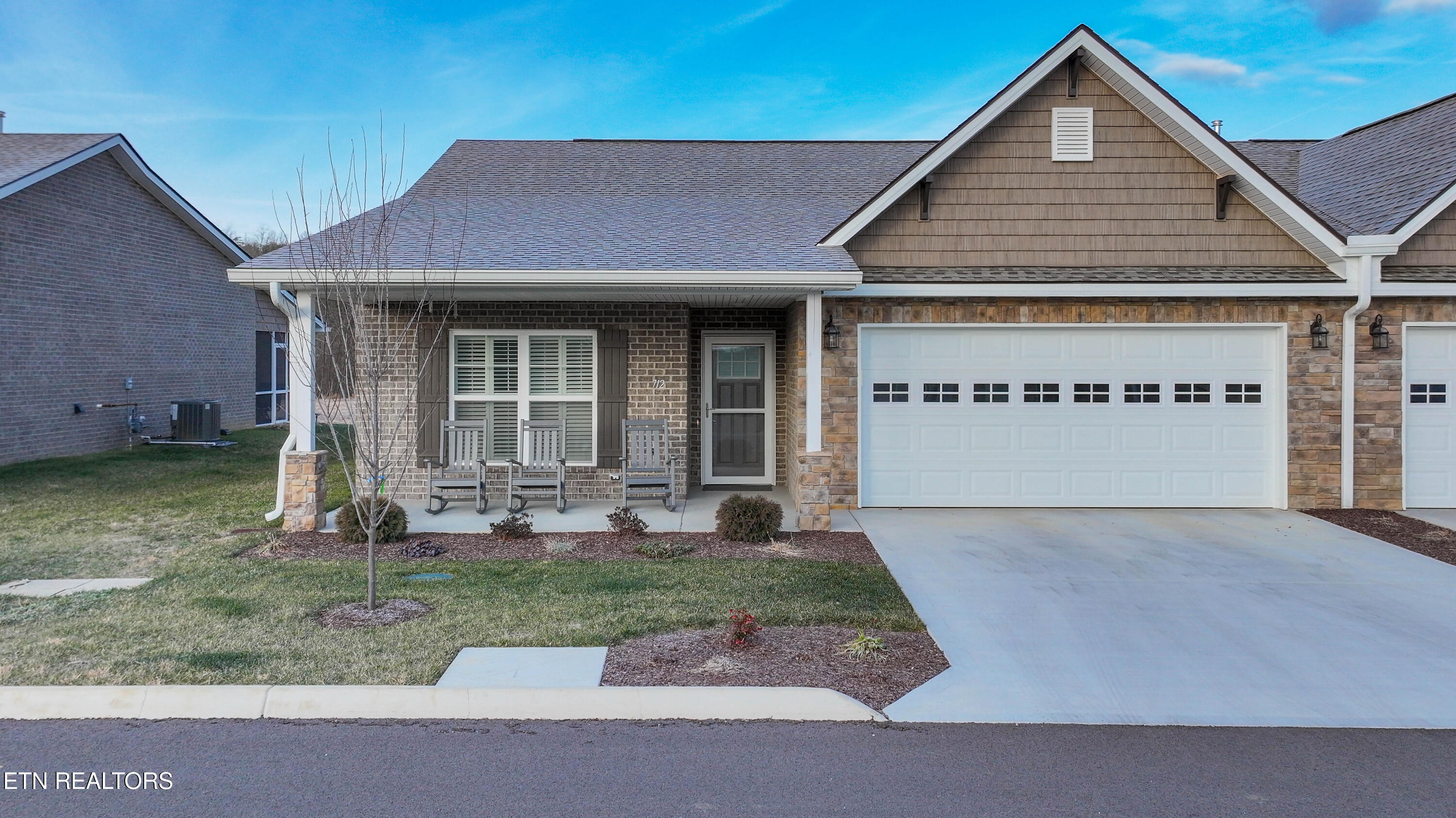 712 Snowflower Circle Pigeon Forge TN 37863