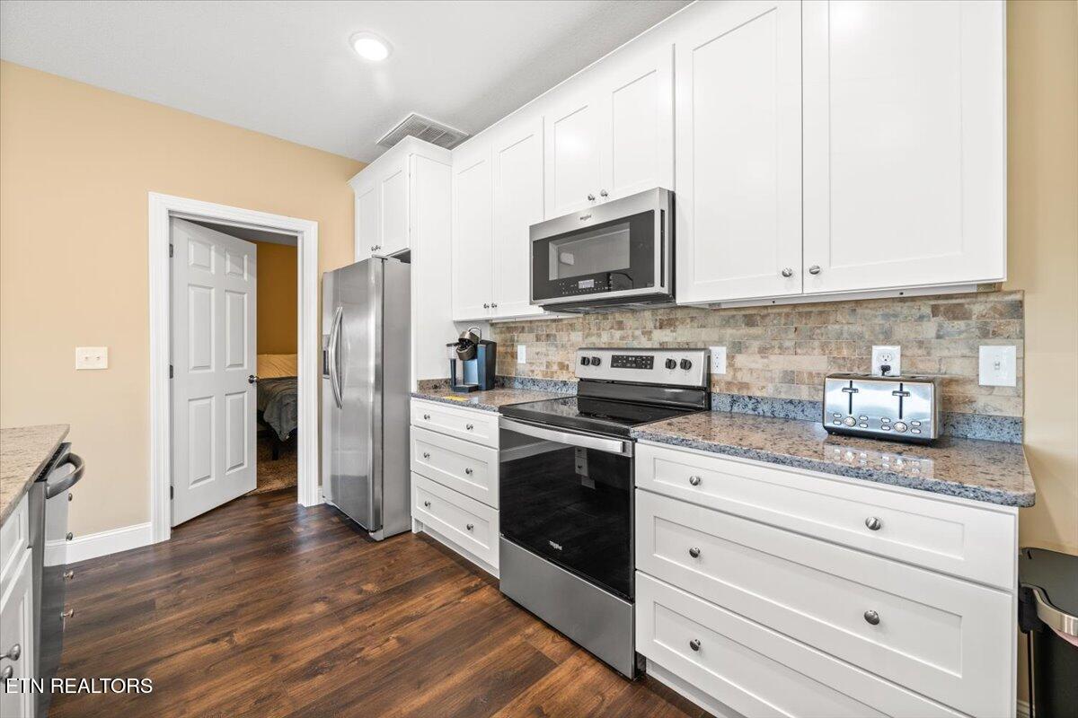195 N Deer Village Lane Lafollette TN 37766