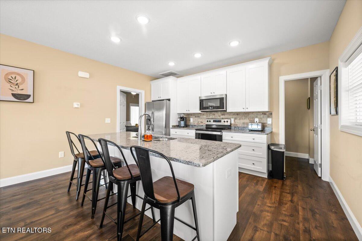 195 N Deer Village Lane Lafollette TN 37766