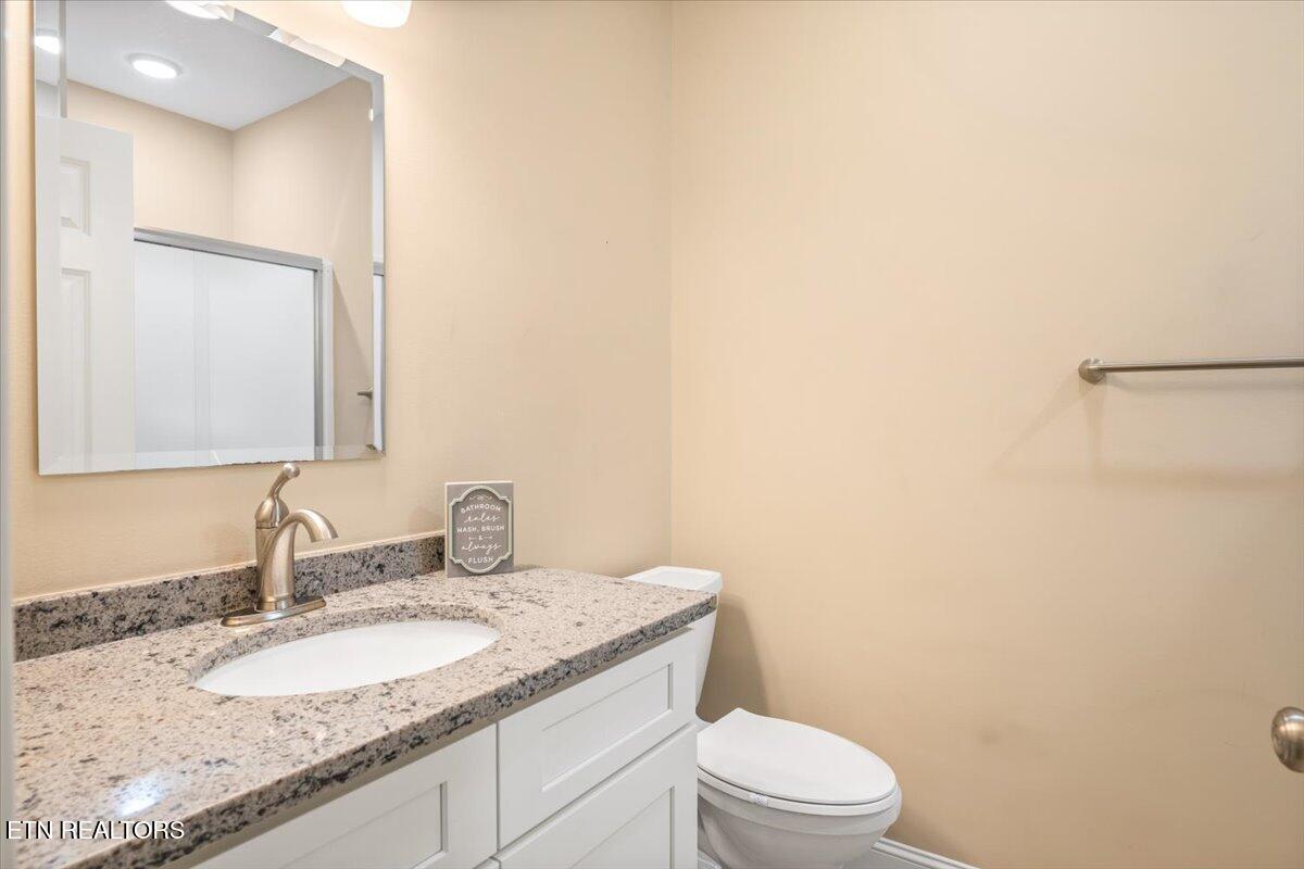 195 N Deer Village Lane Lafollette TN 37766