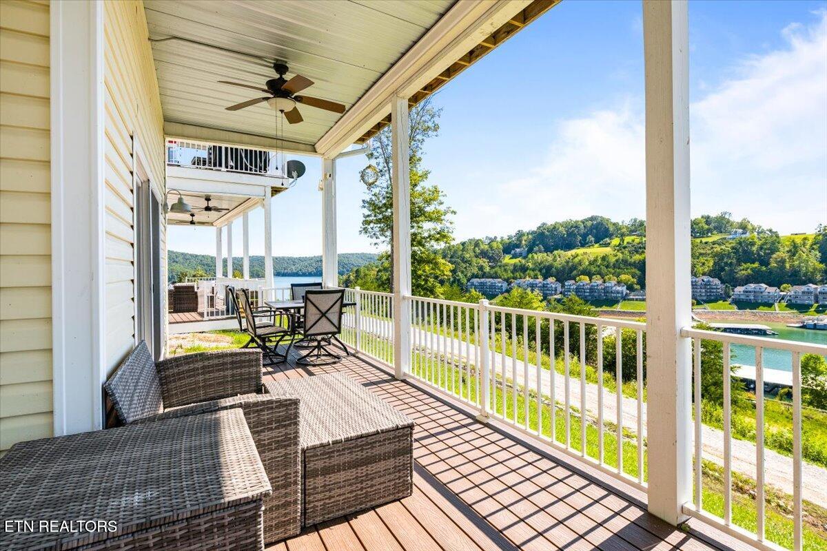 195 N Deer Village Lane Lafollette TN 37766