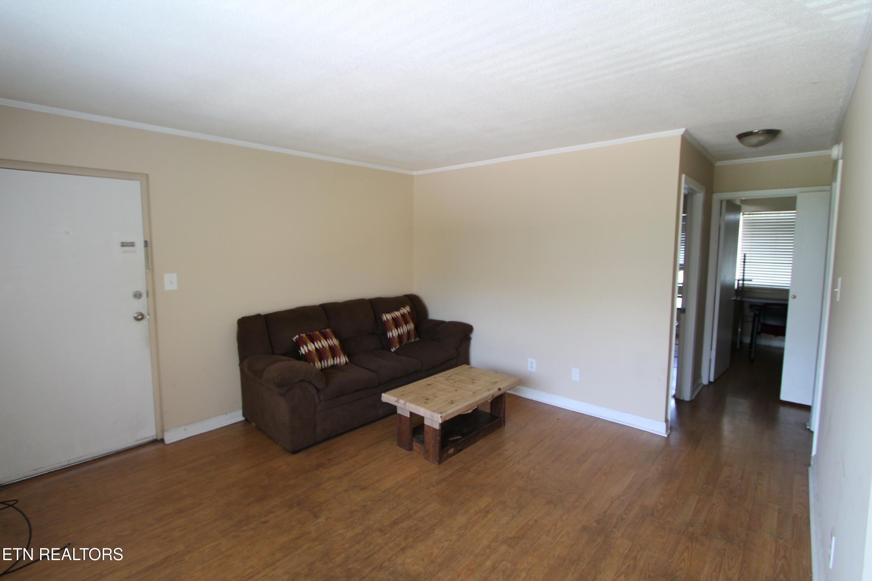 2718 SW Painter Avenue Knoxville TN 37919