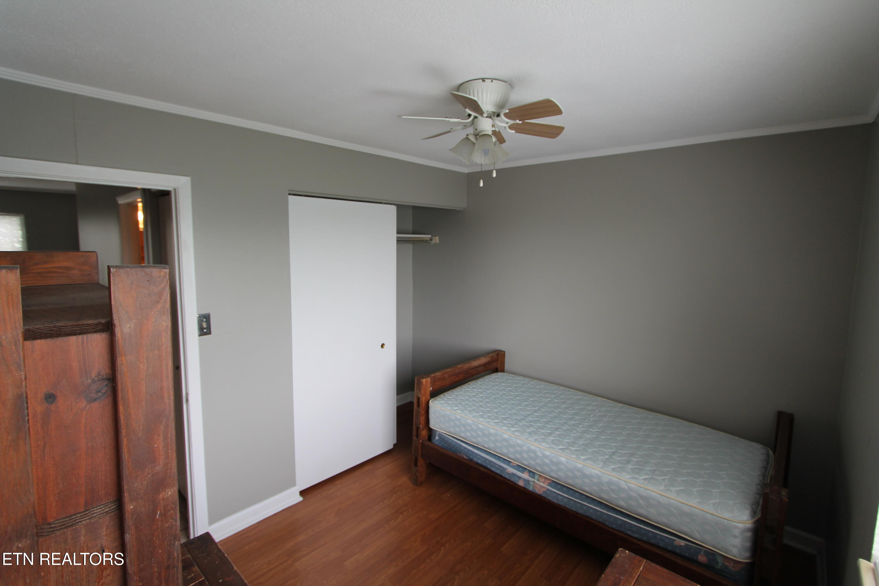 2718 SW Painter Avenue Knoxville TN 37919