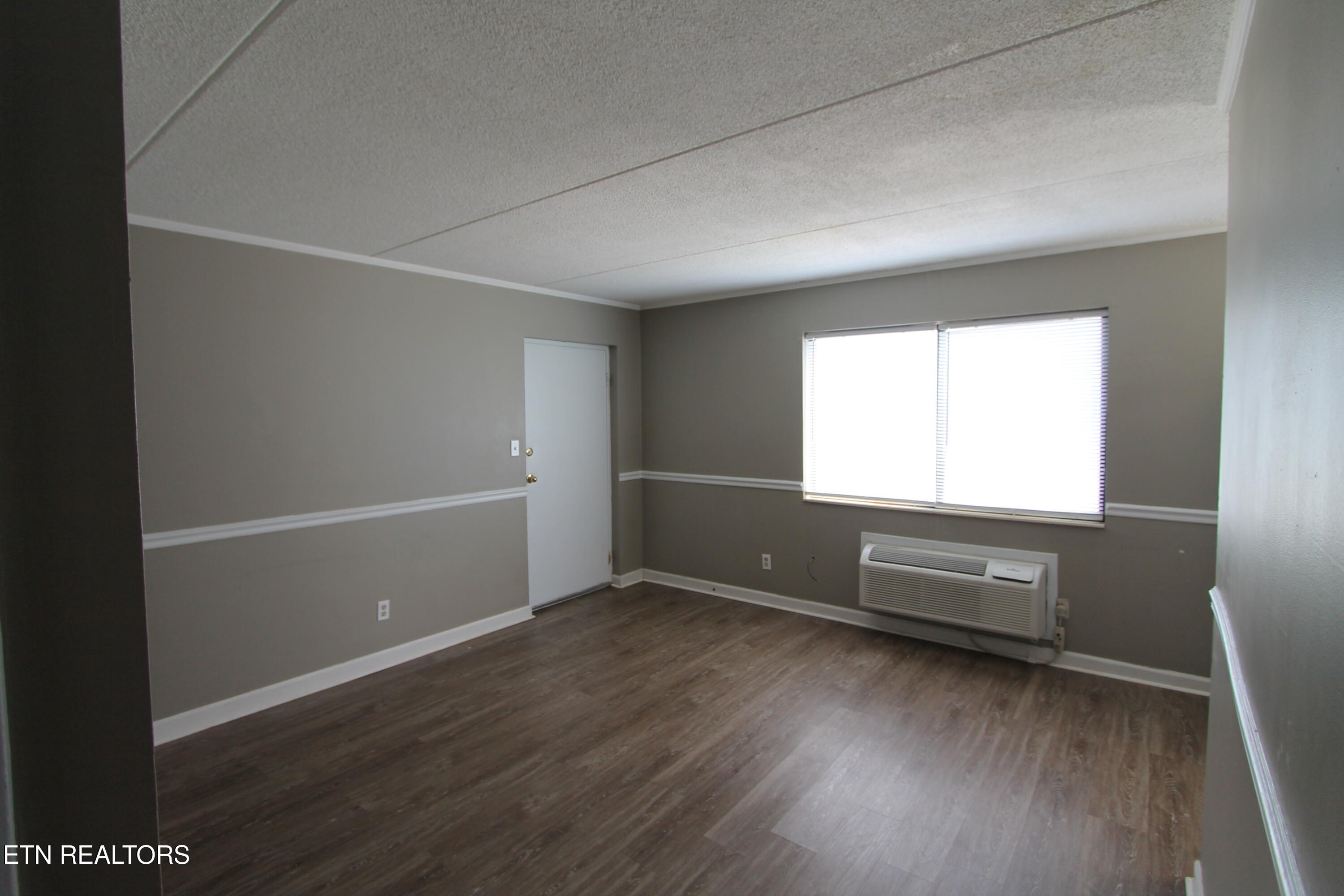 2718 SW Painter Avenue Knoxville TN 37919