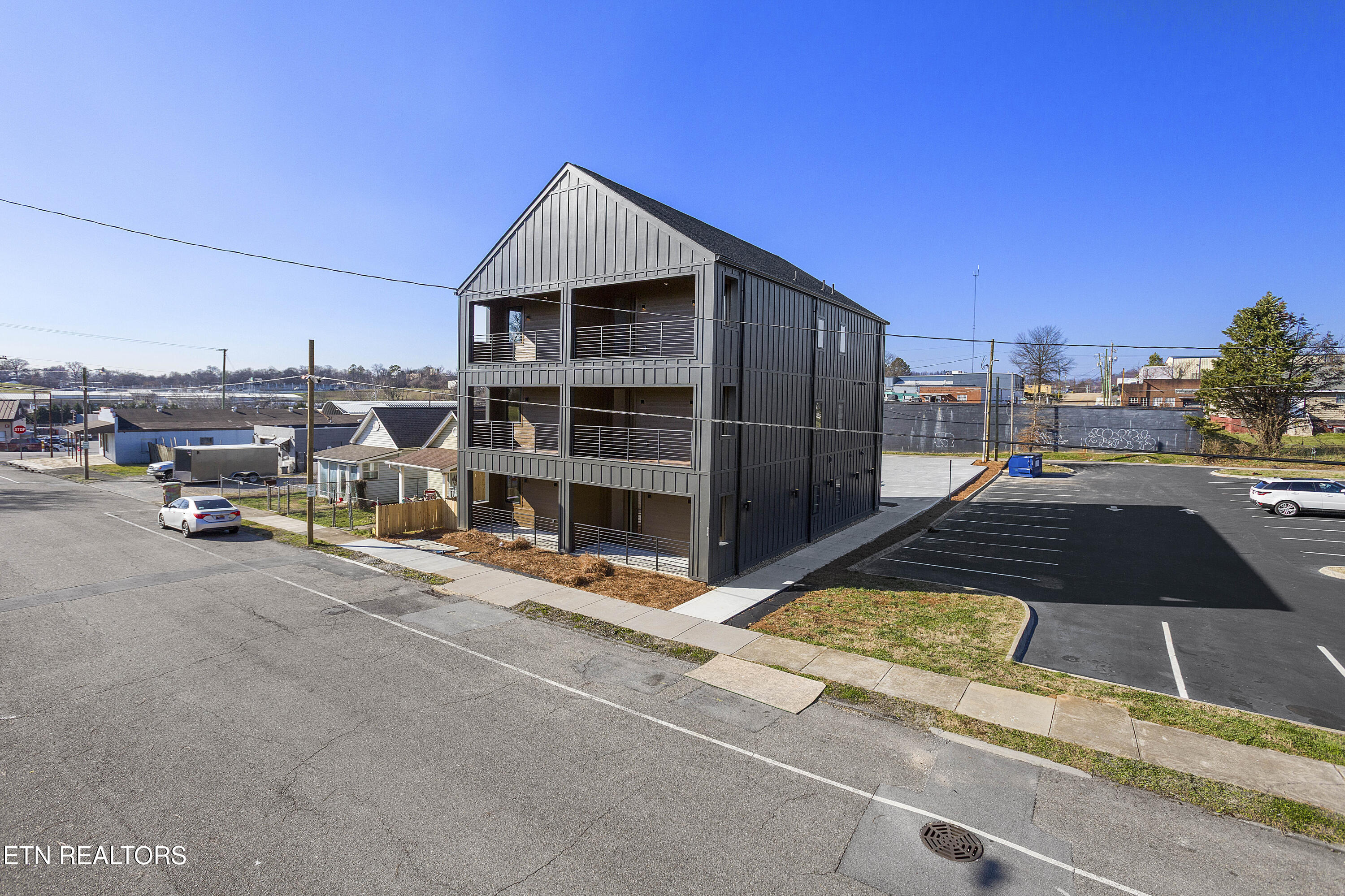 131 W Anderson Avenue Knoxville TN 37917