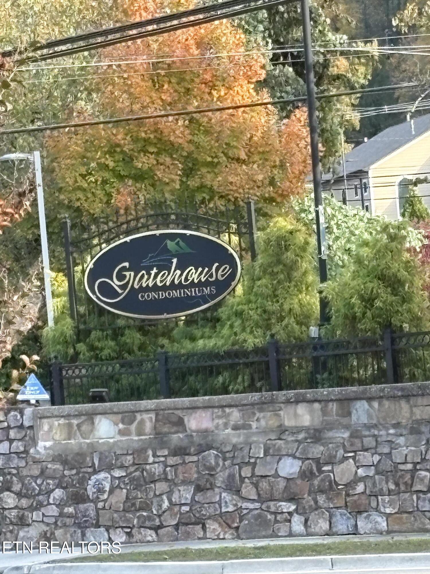 210 Roaring Fork Gatlinburg TN 37738