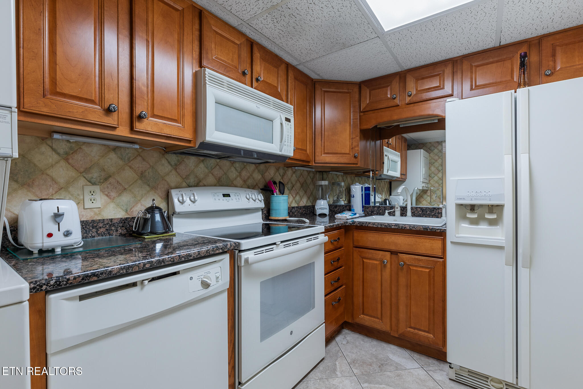 3215 N River Road Pigeon Forge TN 37863