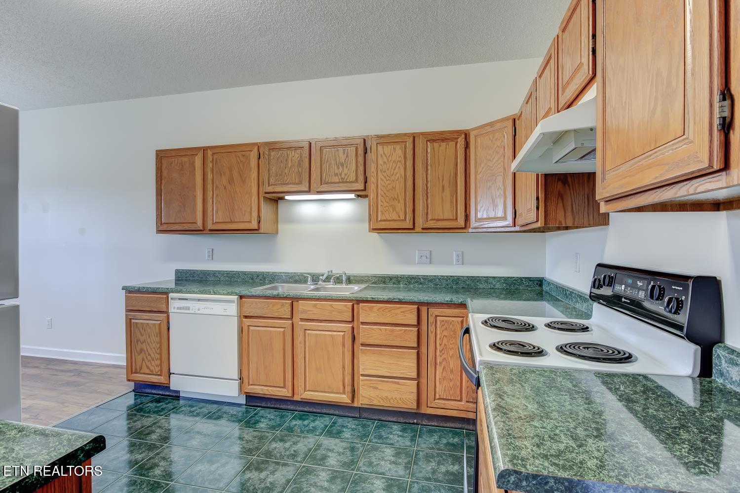 3002 Brentwood Court Kingston TN 37763
