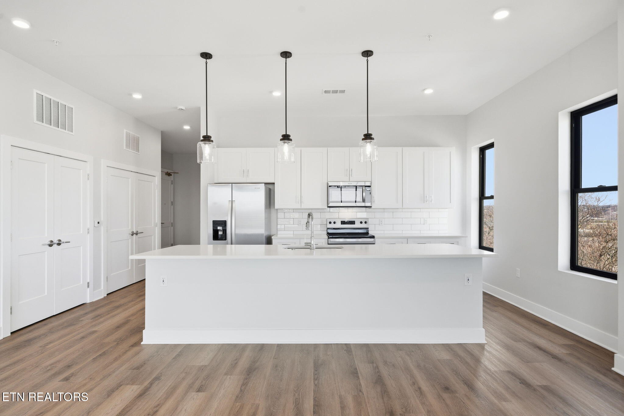 327 W Summit Hill Drive Knoxville TN 37902