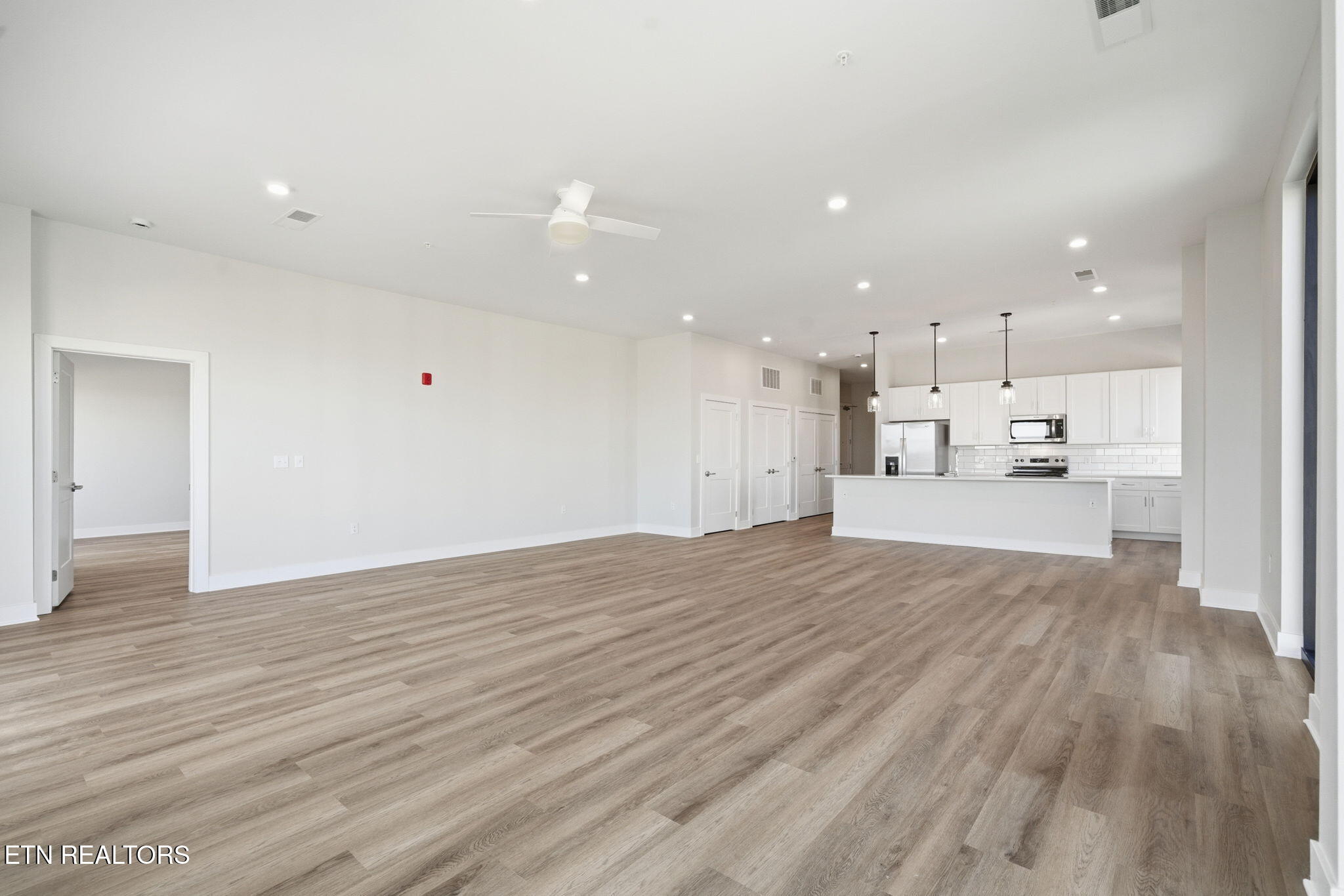 327 W Summit Hill Drive Knoxville TN 37902