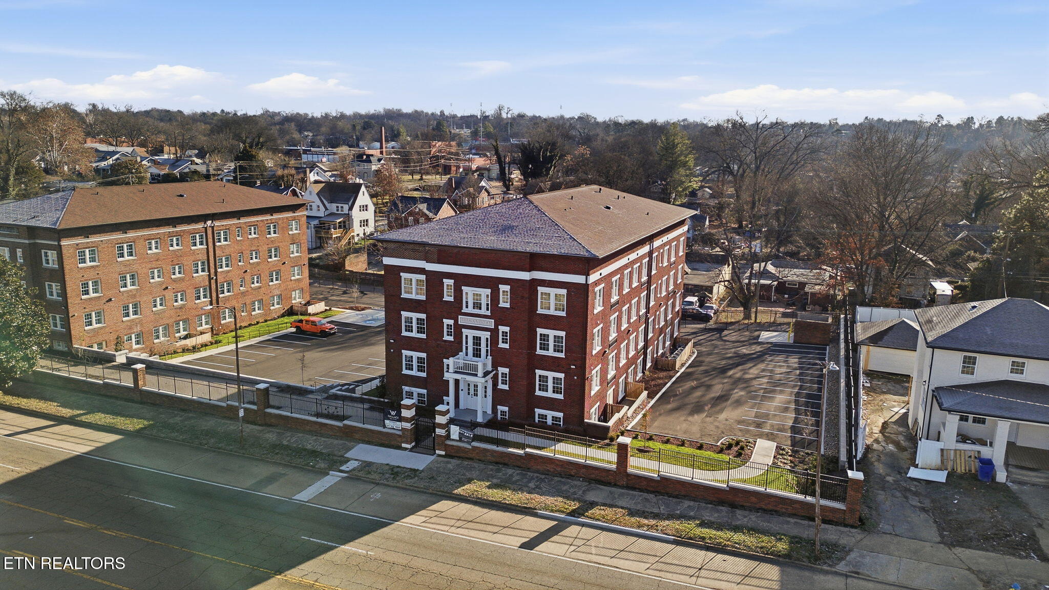 E 2724 Magnolia Avenue Knoxville TN 37914