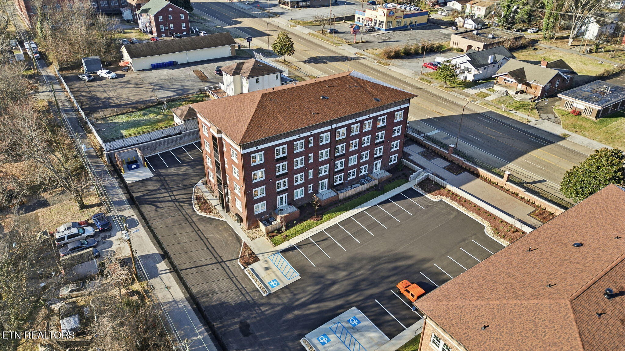E 2724 Magnolia Avenue Knoxville TN 37914