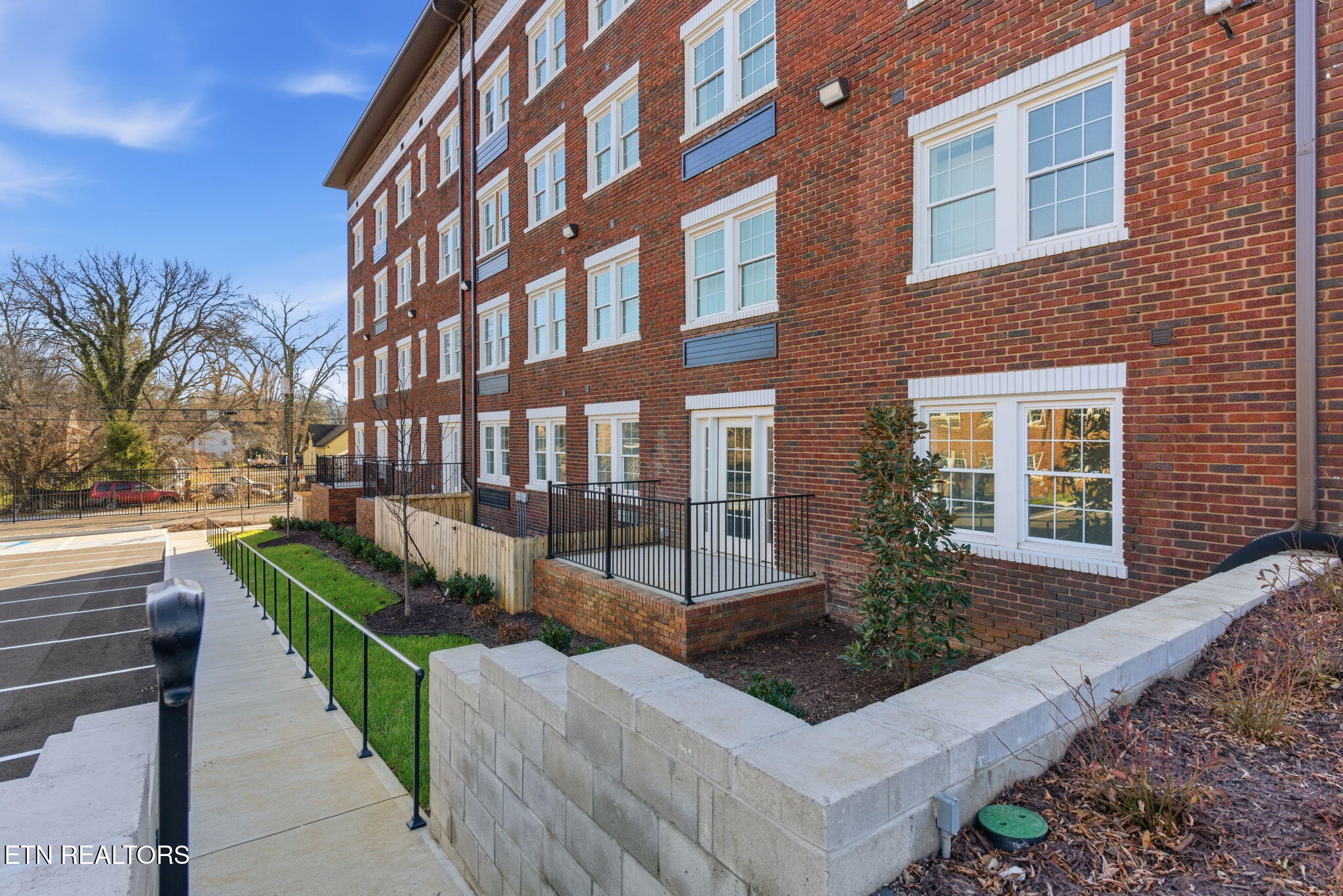 E 2724 Magnolia Avenue Knoxville TN 37914