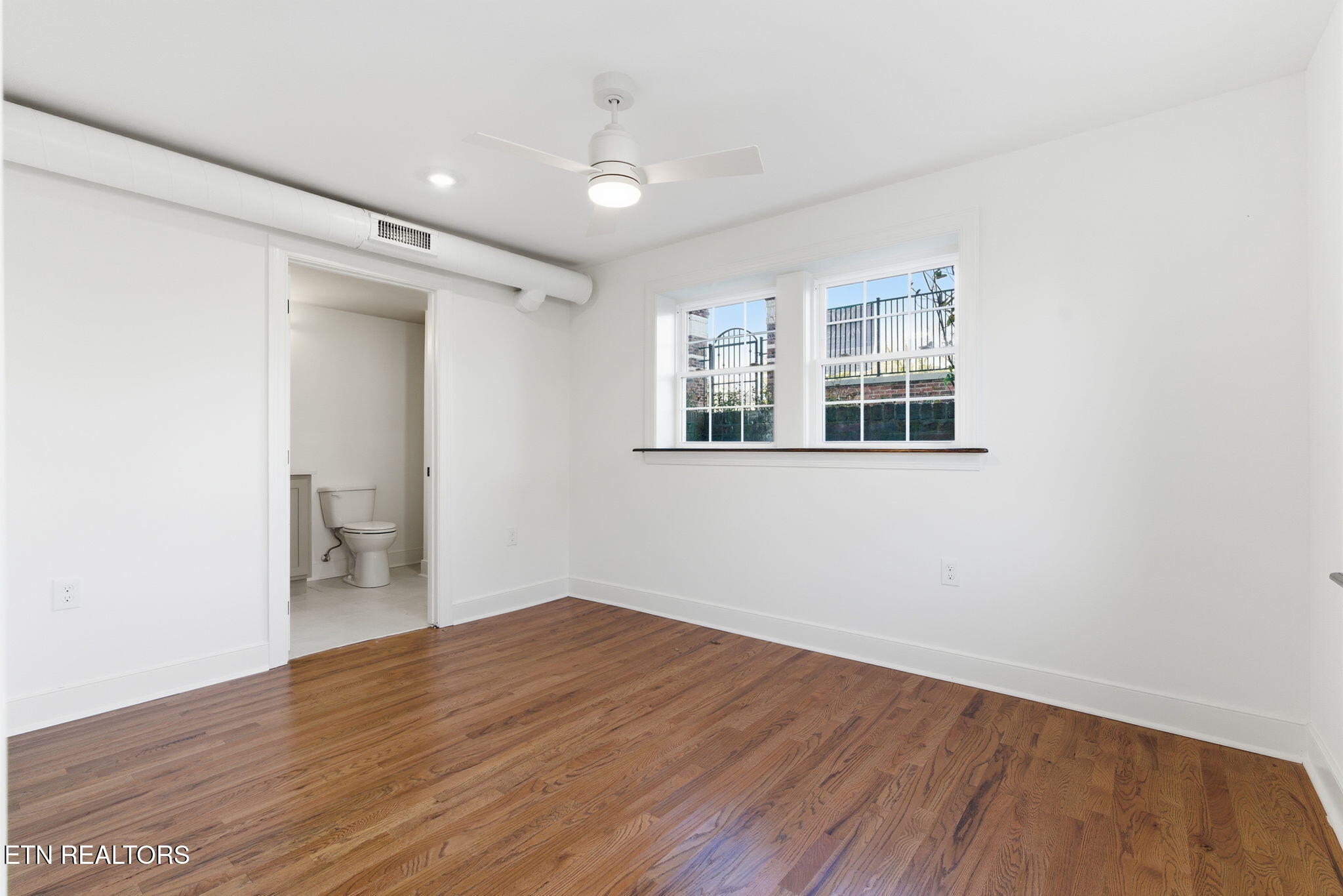 E 2724 Magnolia Avenue Knoxville TN 37914