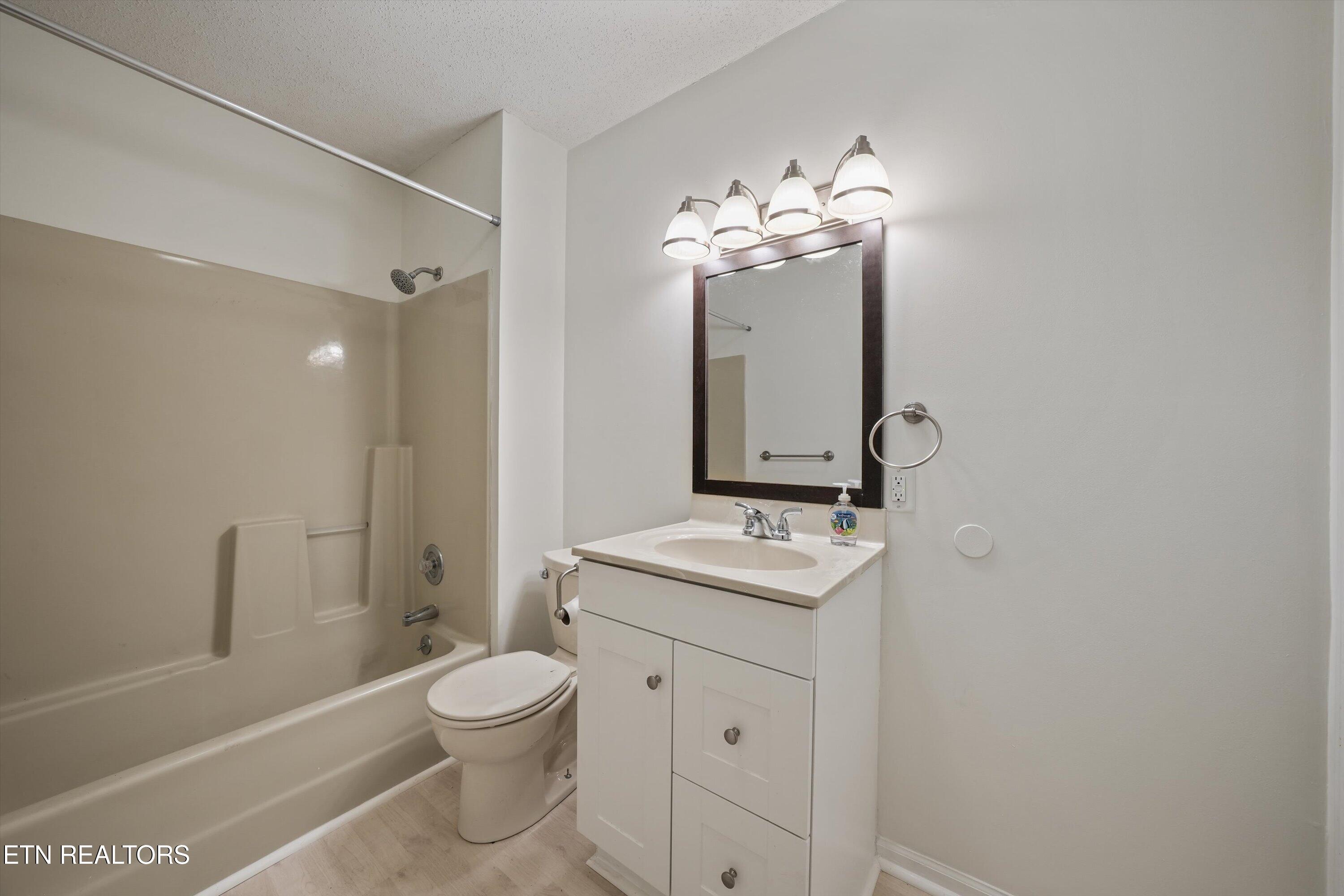 9005 Fountain Brook Lane Knoxville TN 37923