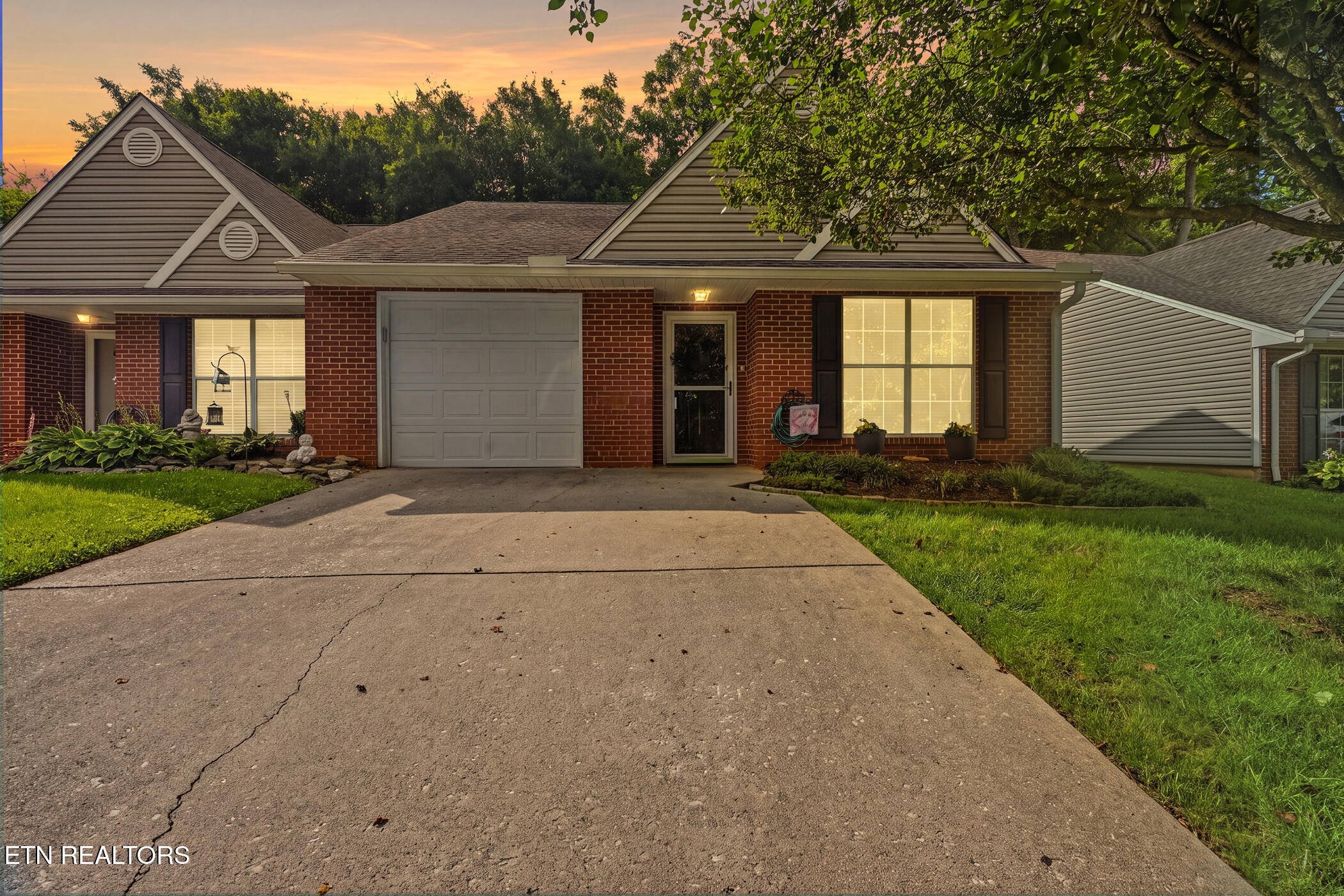 216 Dalton Place Way Knoxville TN 37912