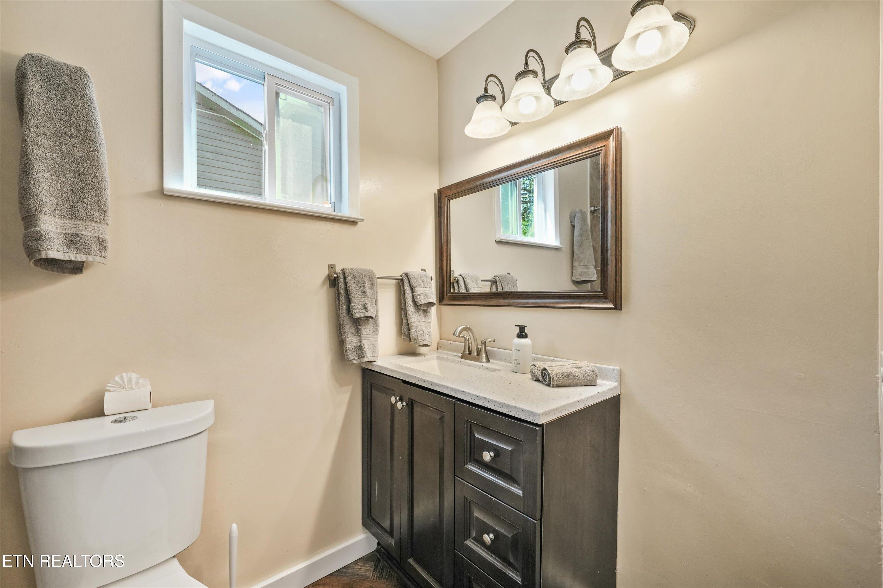 617 Idlewood Knoxville TN 37923