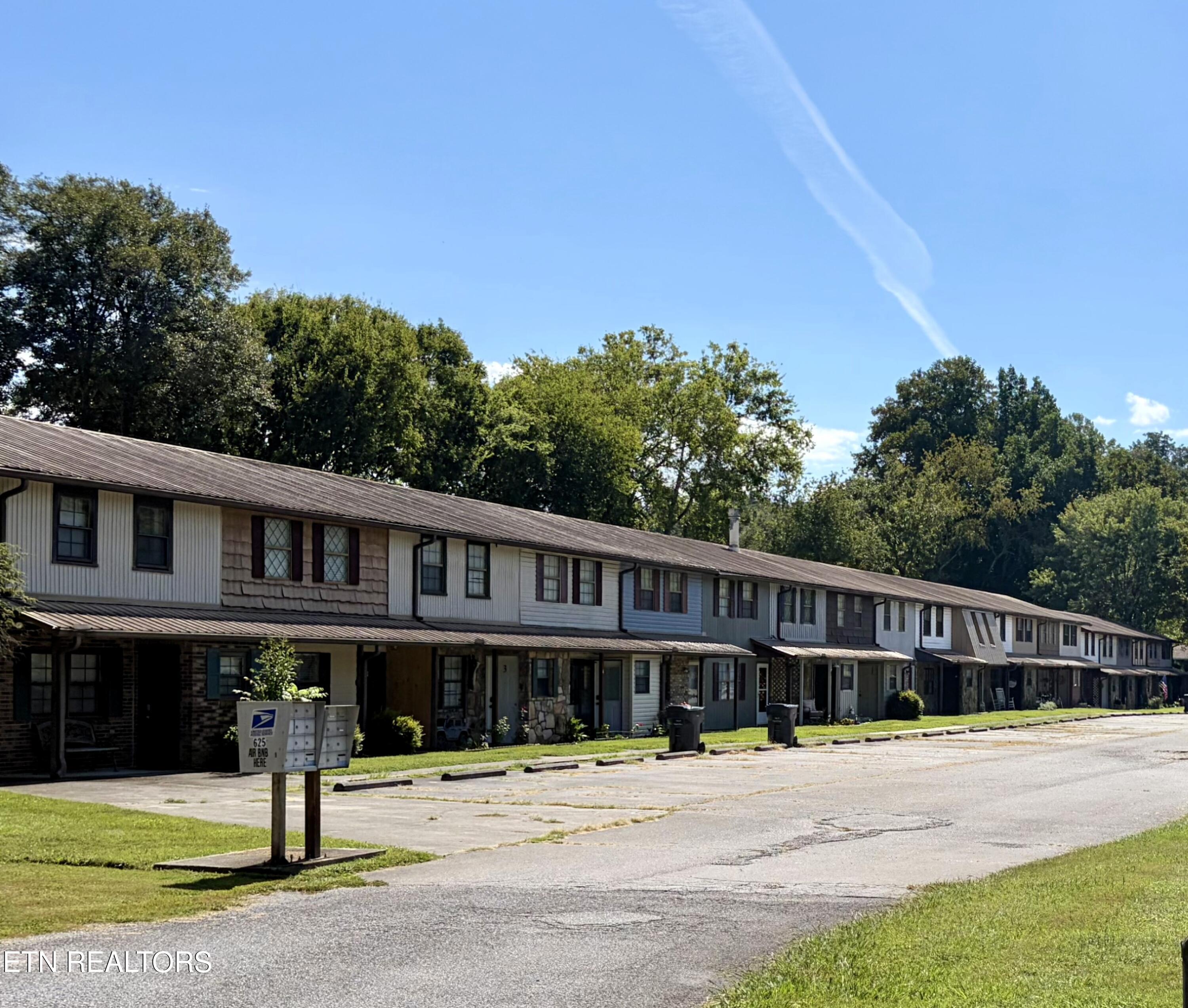 625 S Asbury Drive Pigeon Forge TN 37863