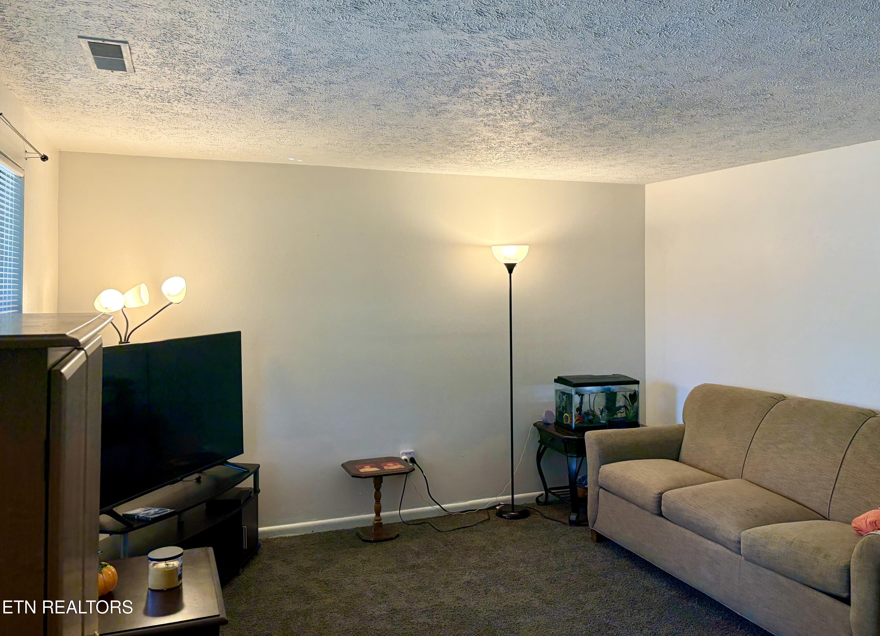 625 S Asbury Drive Pigeon Forge TN 37863