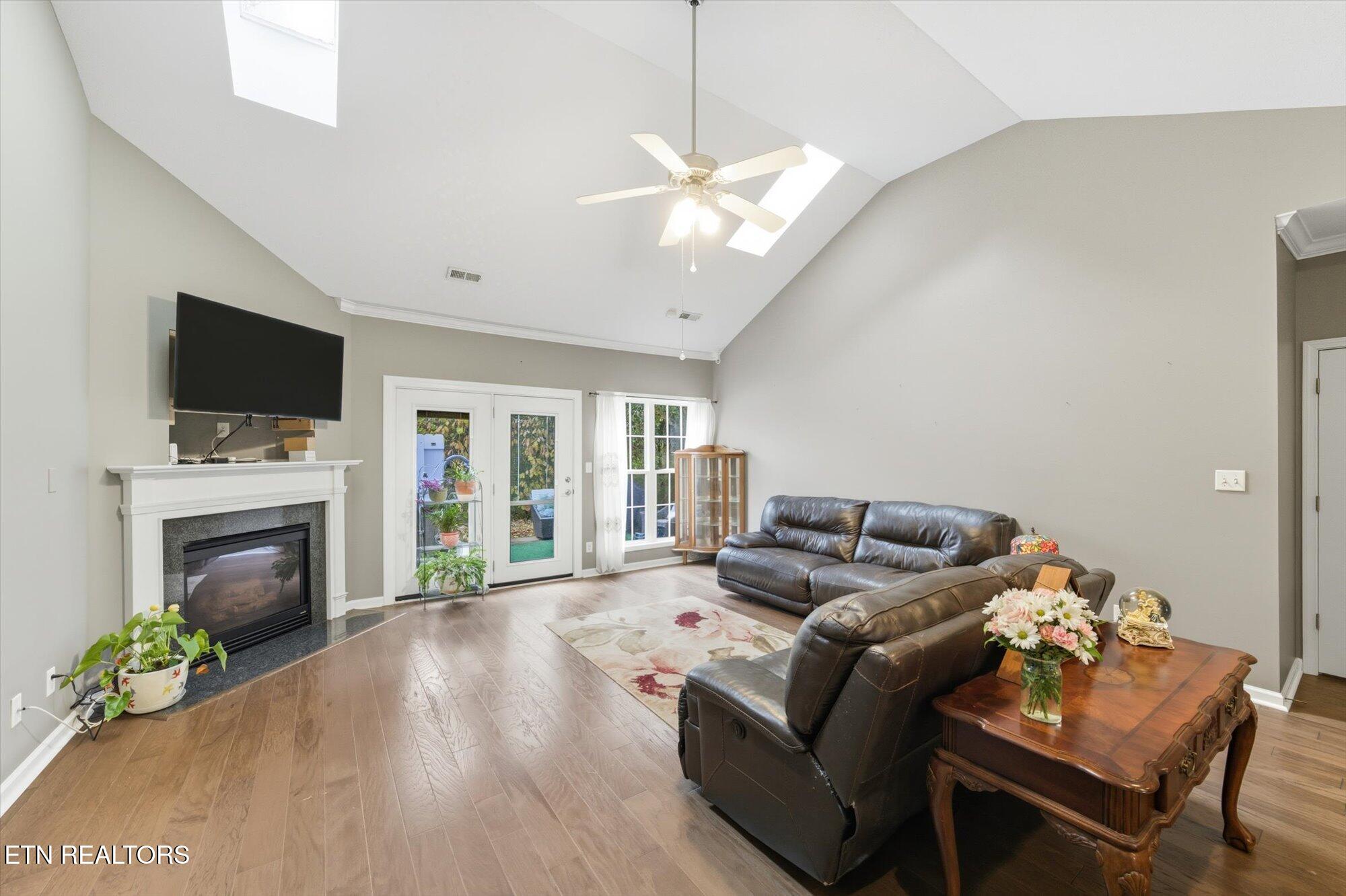 7113 Winter Oaks Way Knoxville TN 37918