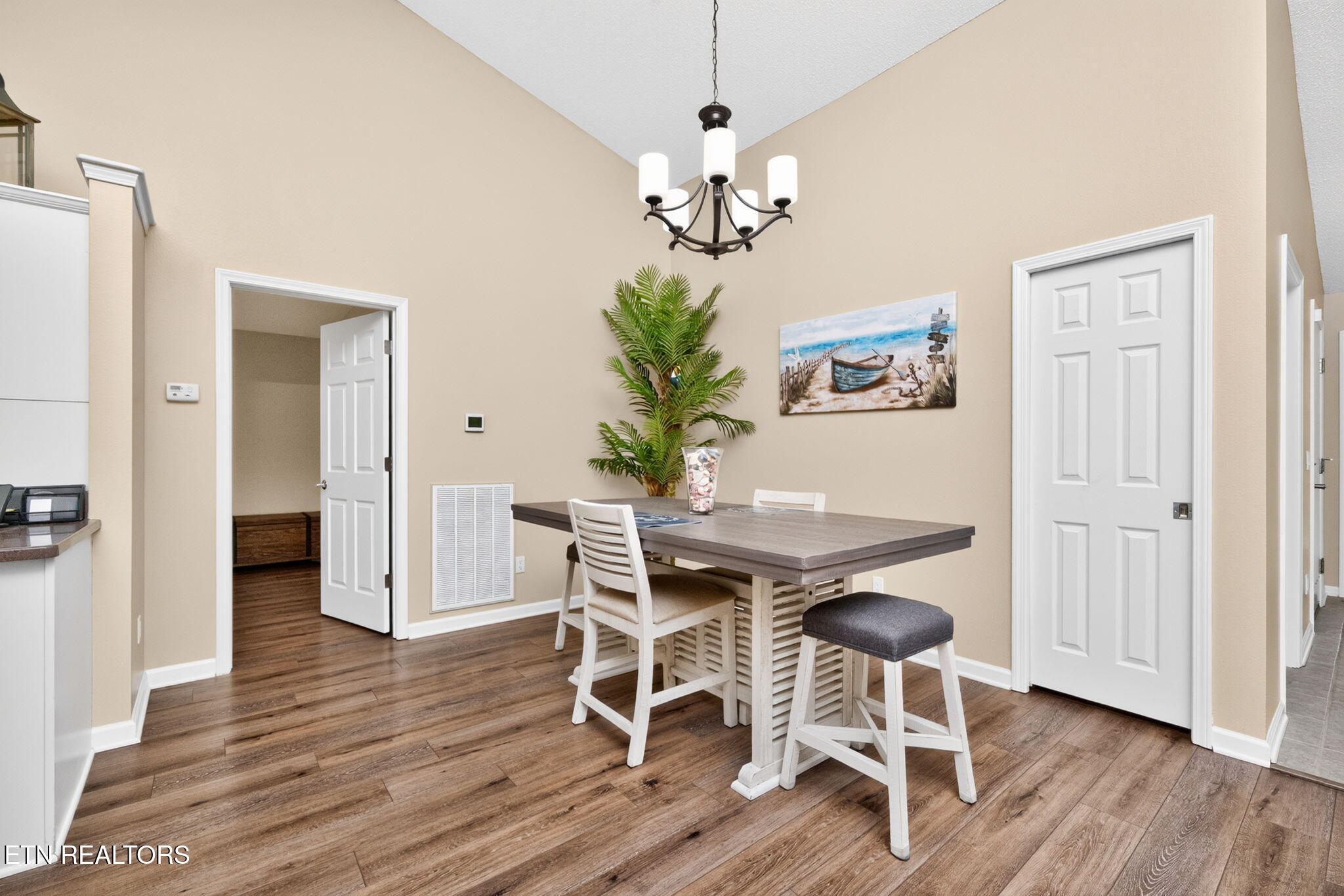 22 Augustine Lane Crossville TN 38558