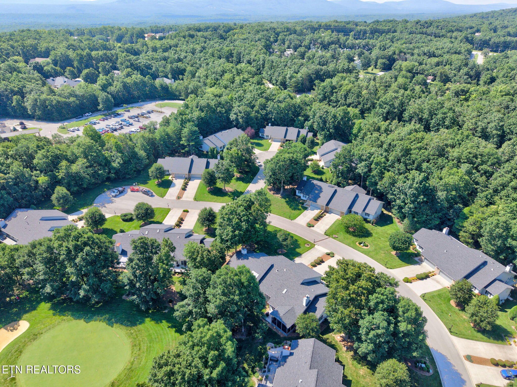 22 Augustine Lane Crossville TN 38558